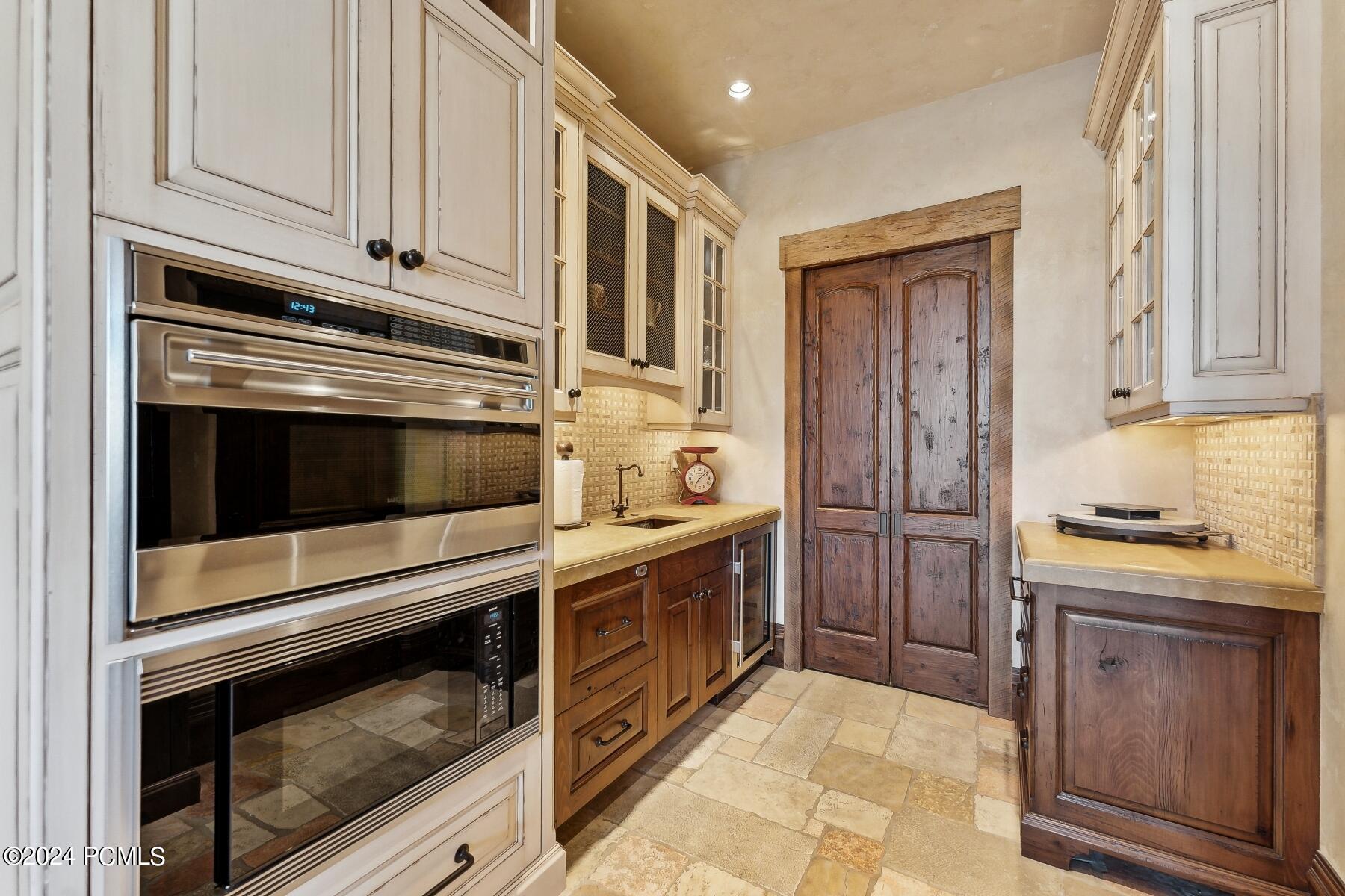 Park City, Utah 84098, United States, 6 Bedrooms Bedrooms, ,9 BathroomsBathrooms,Residential,Active,46922