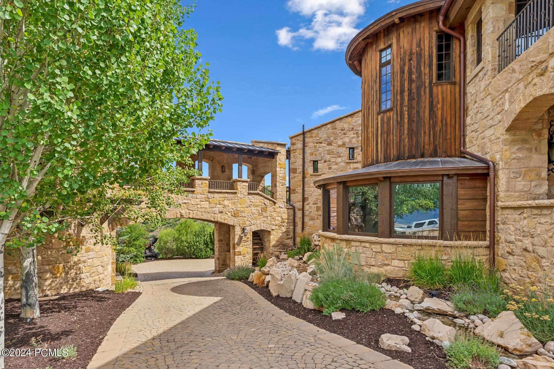 Park City, Utah 84098, United States, 6 Bedrooms Bedrooms, ,9 BathroomsBathrooms,Residential,Active,46922