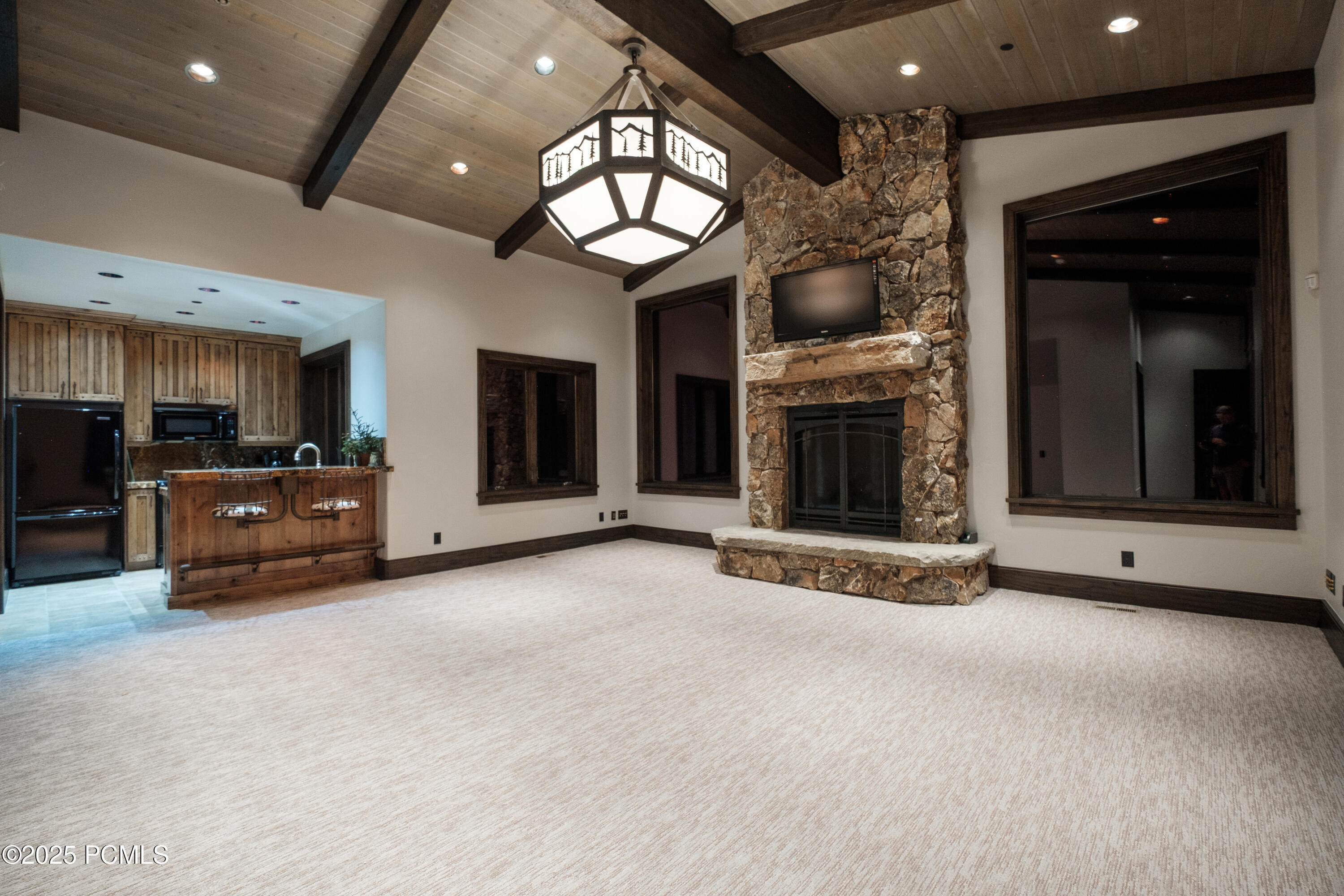 Kamas, Utah 84036, United States, 5 Bedrooms Bedrooms, ,7 BathroomsBathrooms,Residential,Active,157235