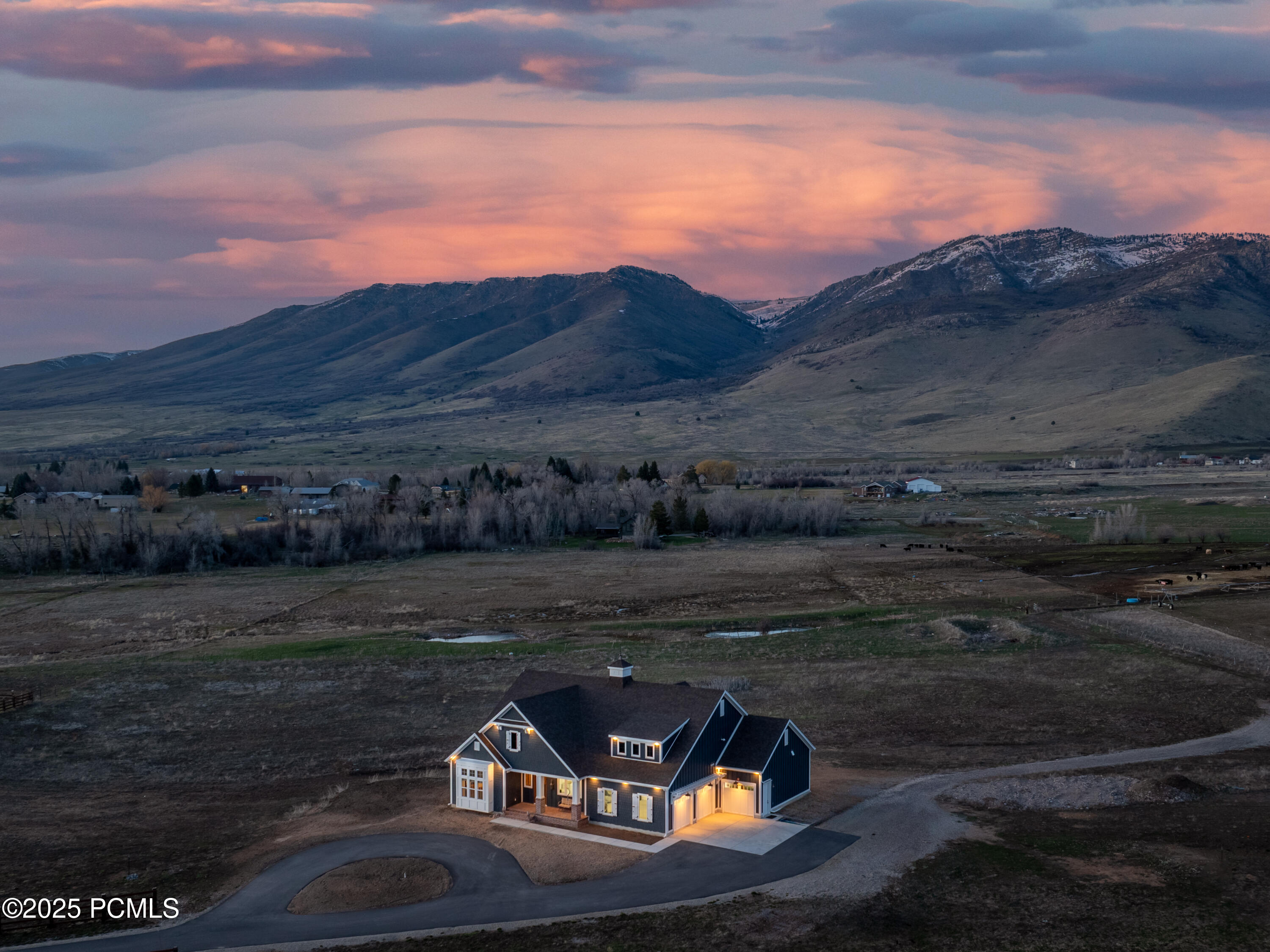 7444 E Sky Ranch Road, Huntsville, Utah image 2
