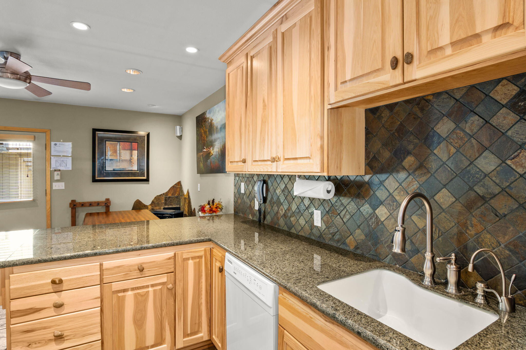 Kitchen - Dining Area