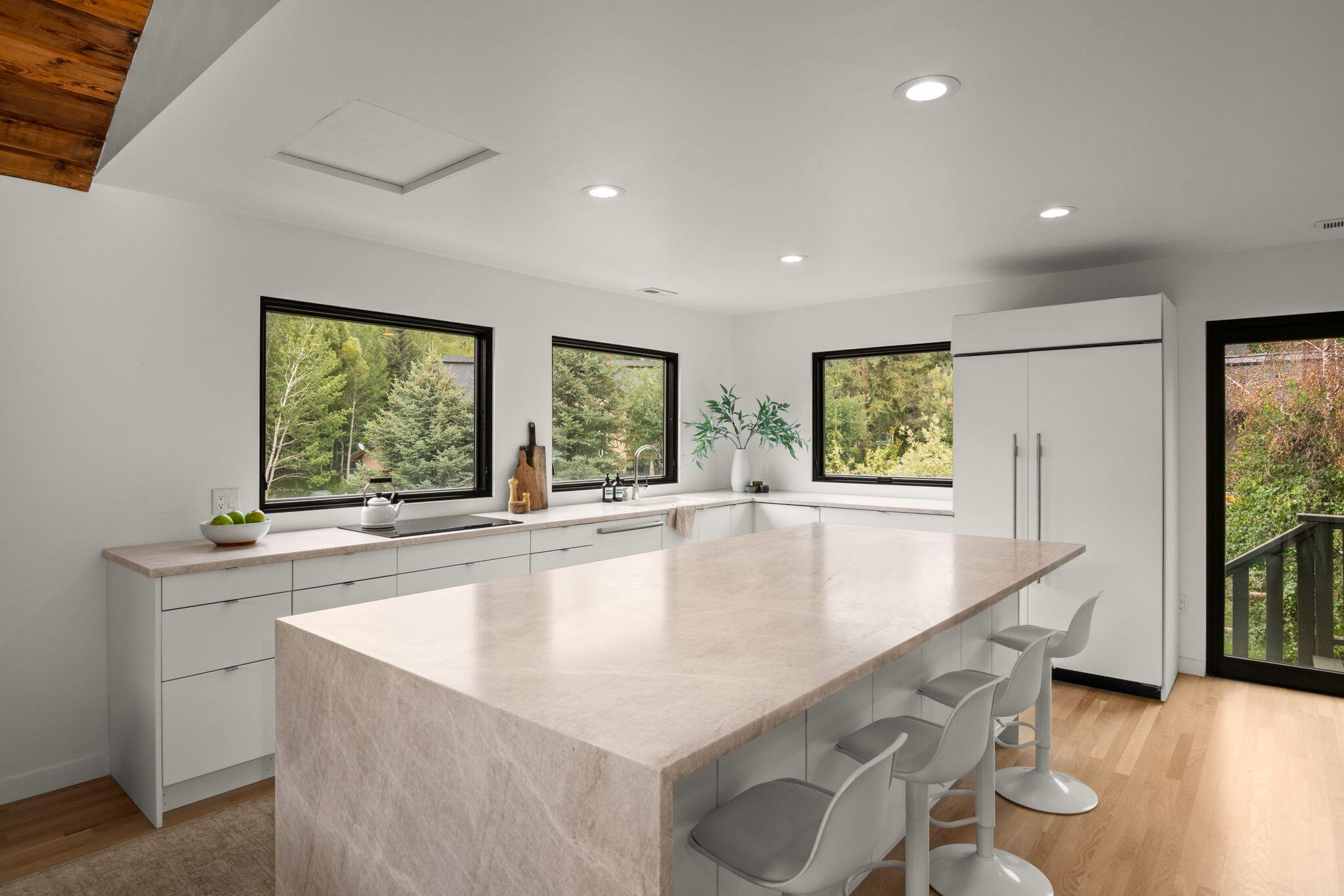 Sun Valley, Idaho 83353, United States, 3 Bedrooms Bedrooms, ,2 BathroomsBathrooms,Residential,Active,212225