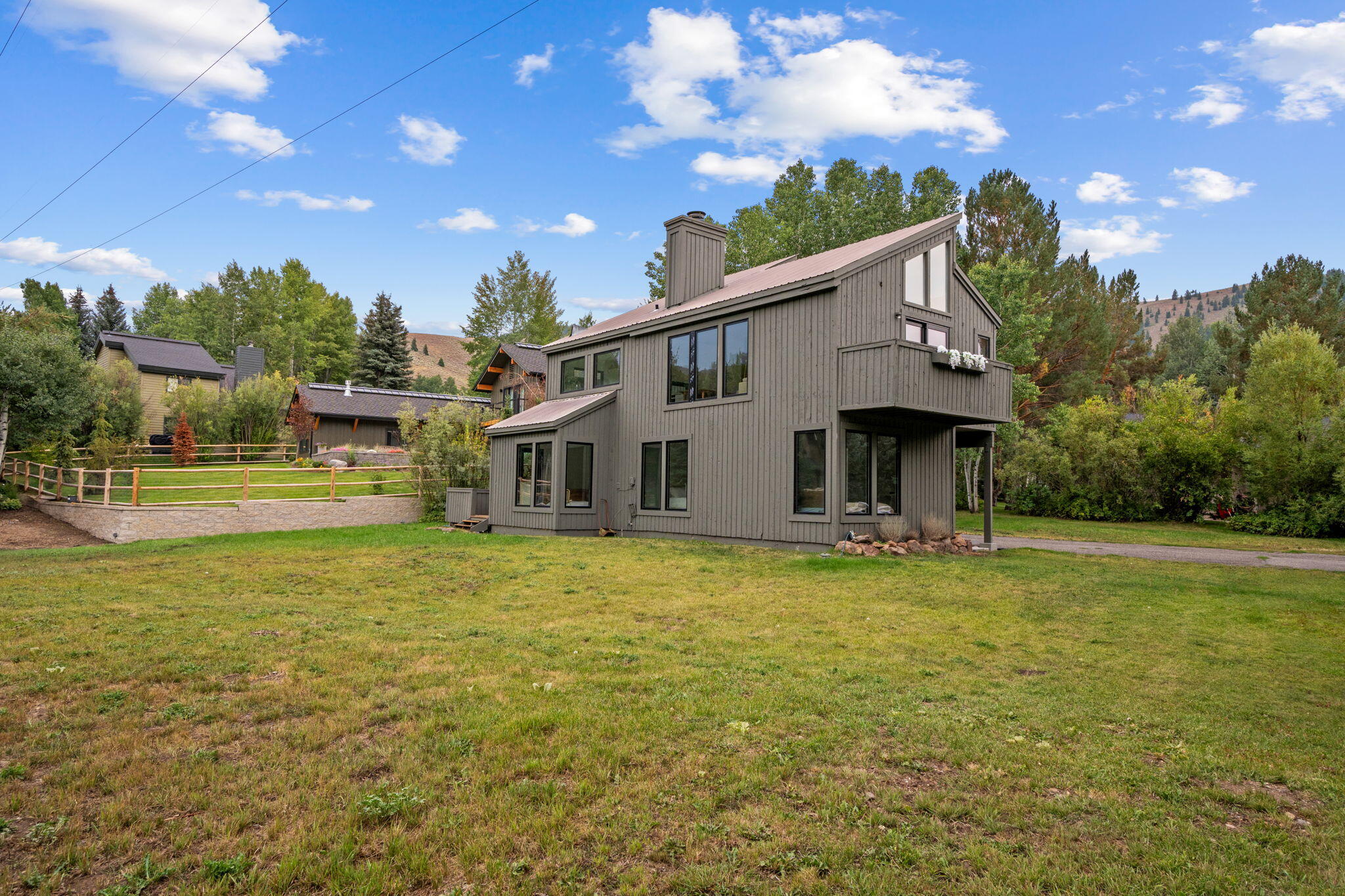 Sun Valley, Idaho 83353, United States, 3 Bedrooms Bedrooms, ,2 BathroomsBathrooms,Residential,Active,212225