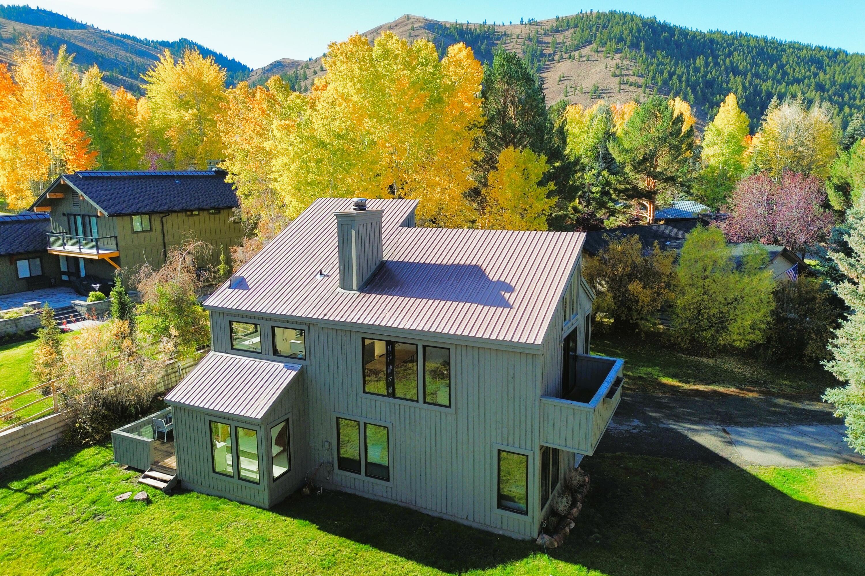 Sun Valley, Idaho 83353, United States, 3 Bedrooms Bedrooms, ,2 BathroomsBathrooms,Residential,Active,212225