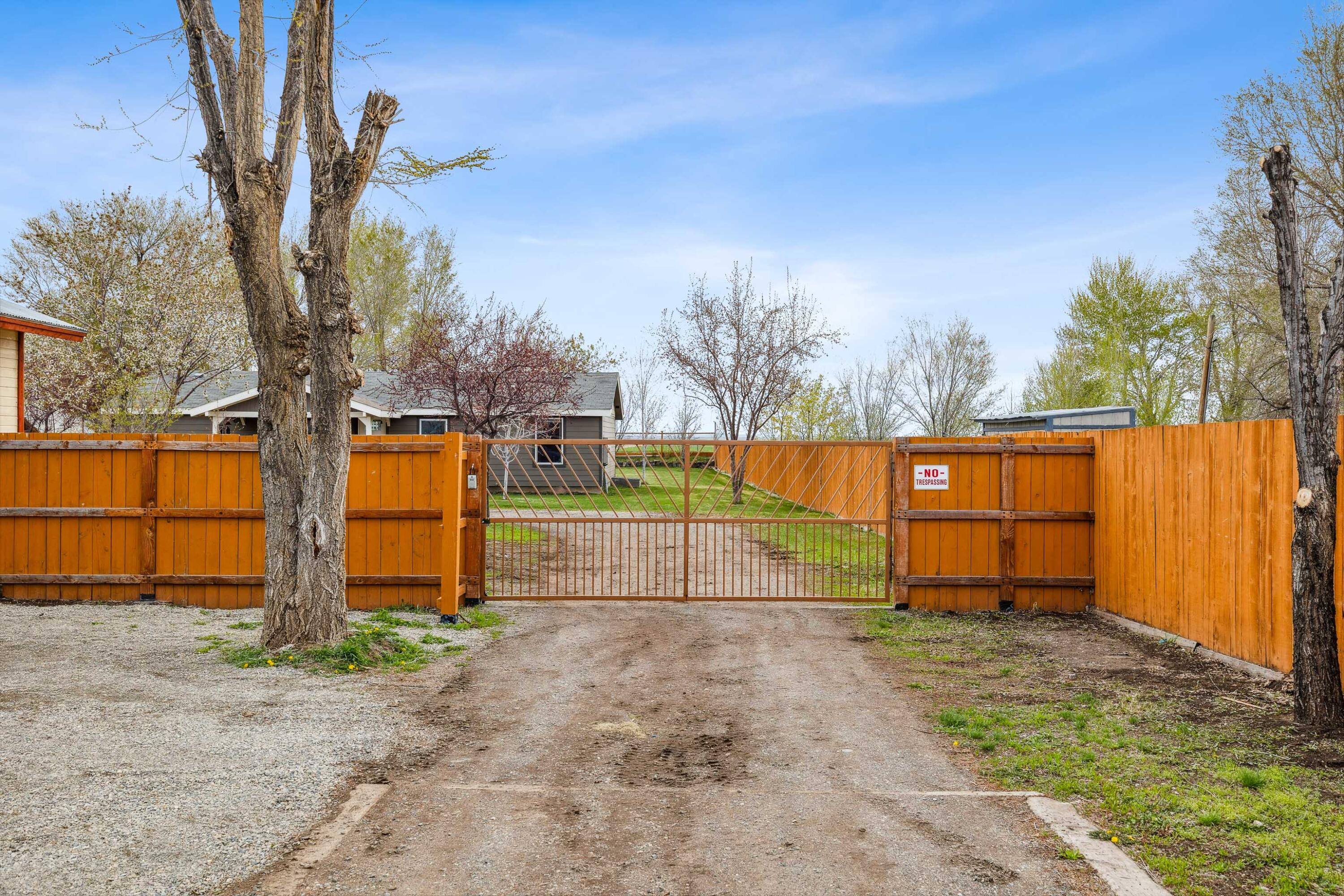 20474 N Main St, Carey, Idaho image 4