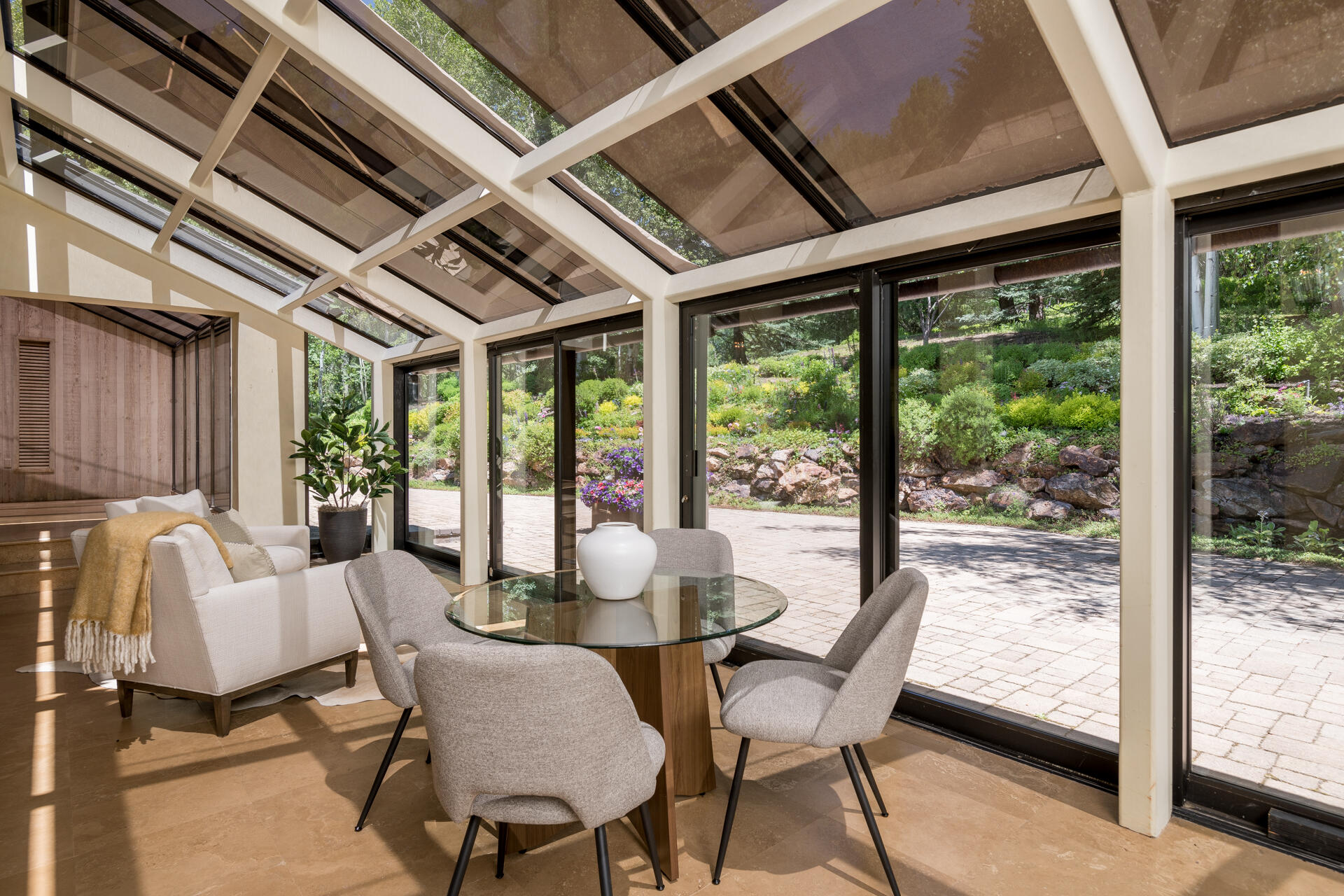 Sun Romm with garden views