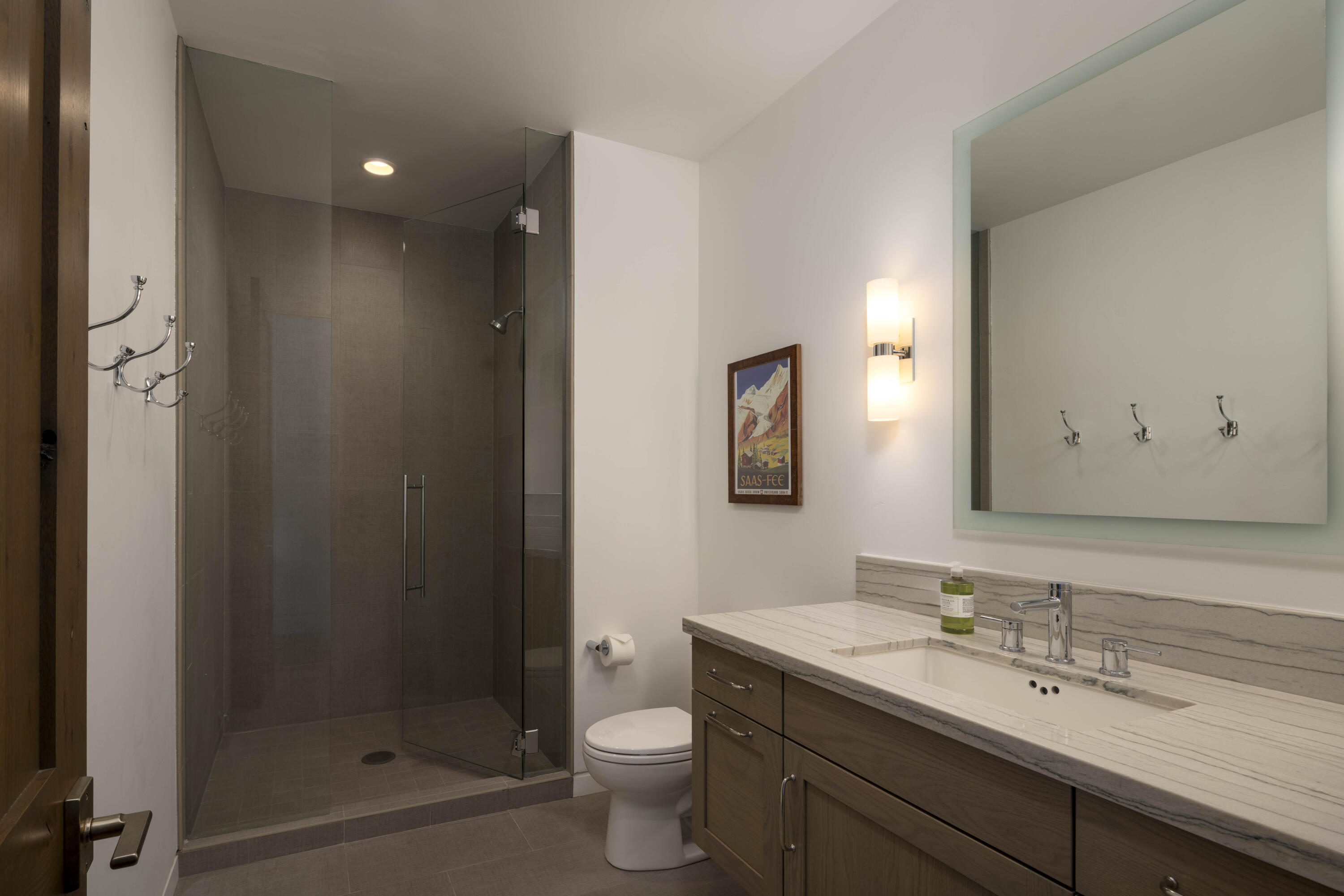 Bunk room bath