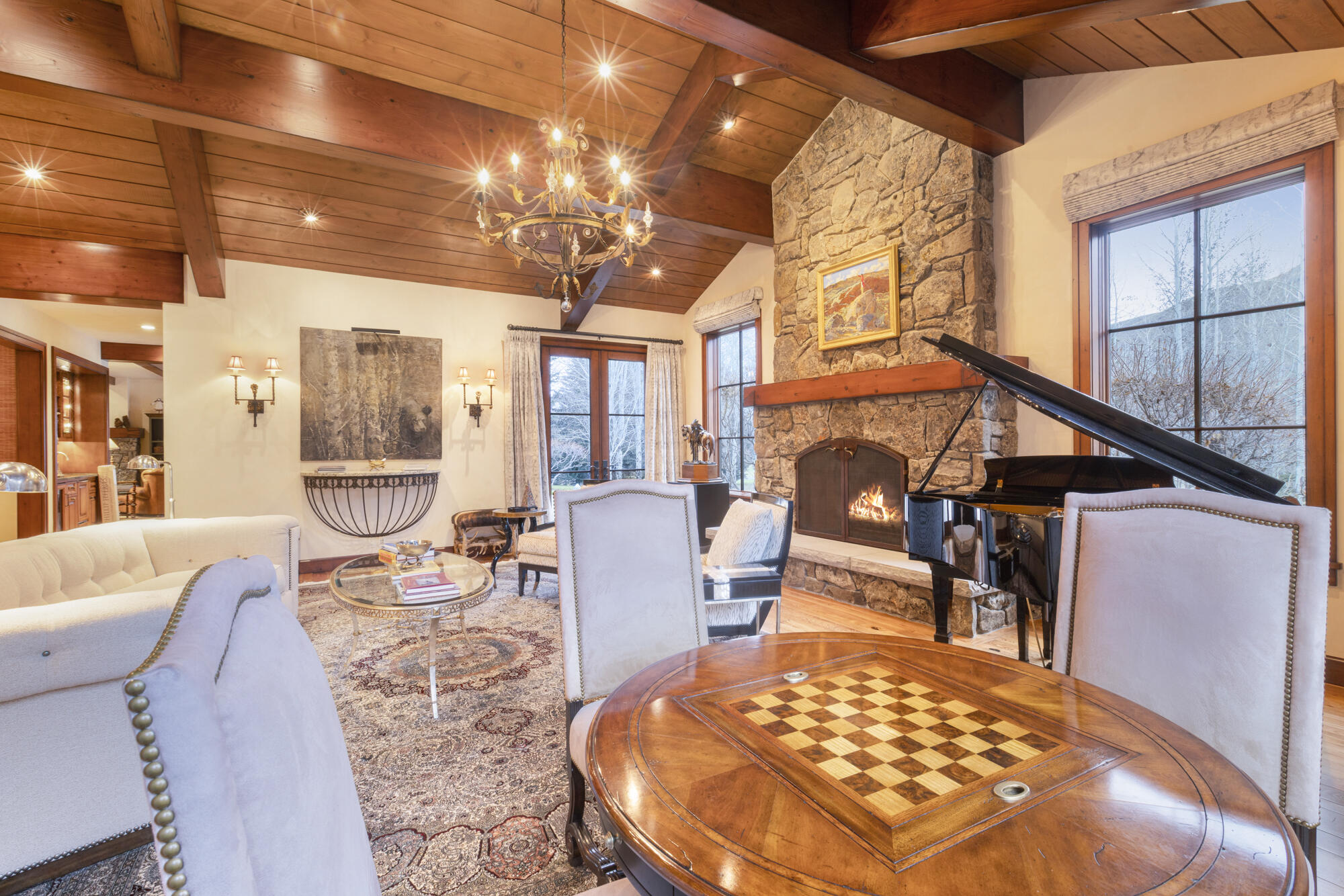 Grand Entertaining Space