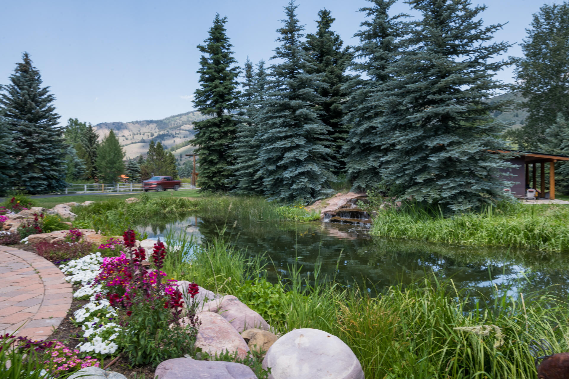 Blaine County, Idaho 83340, United States, 5 Bedrooms Bedrooms, ,5 BathroomsBathrooms,Residential,Pending,51731