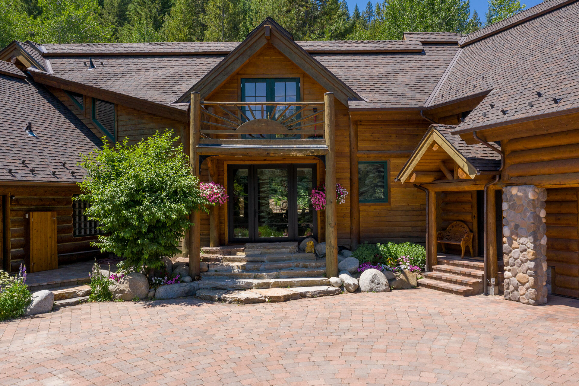 Blaine County, Idaho 83340, United States, 5 Bedrooms Bedrooms, ,5 BathroomsBathrooms,Residential,Pending,51731