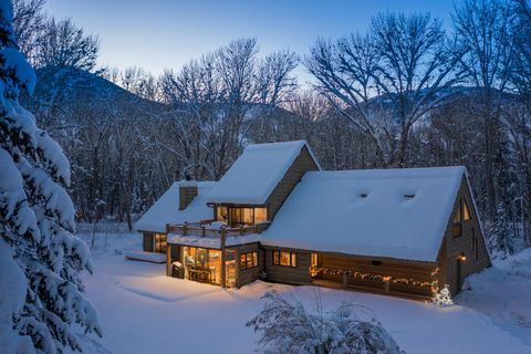 Photo of 109 DEER RUN Rd, Blaine County, ID 83340 (MLS # 25-333688)