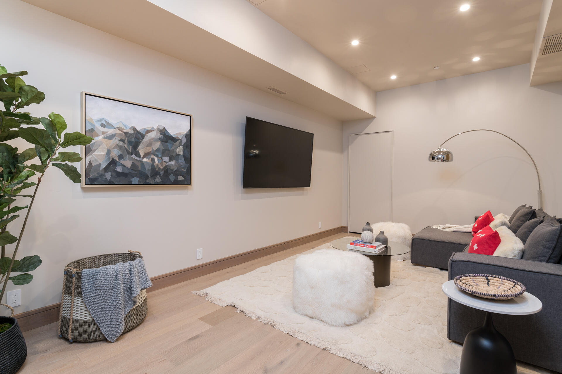 Media Flex Room