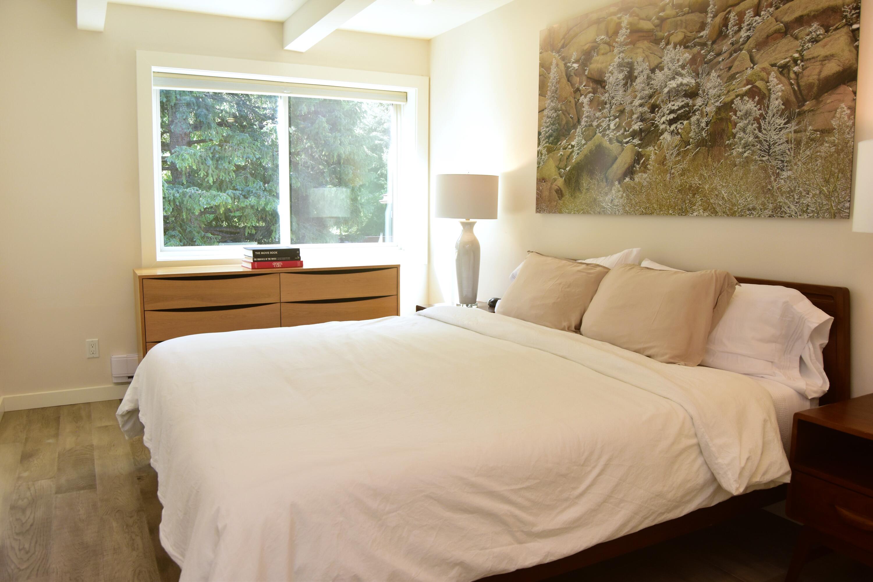 Sun Valley, Idaho 83353, United States, 2 Bedrooms Bedrooms, ,2 BathroomsBathrooms,Residential,Pending,53393