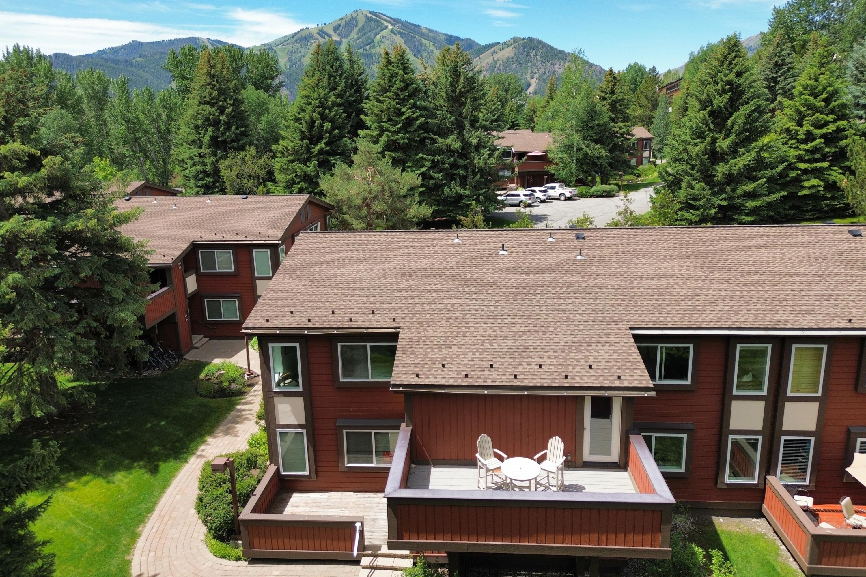 Sun Valley, Idaho 83353, United States, 2 Bedrooms Bedrooms, ,2 BathroomsBathrooms,Residential,Pending,53393