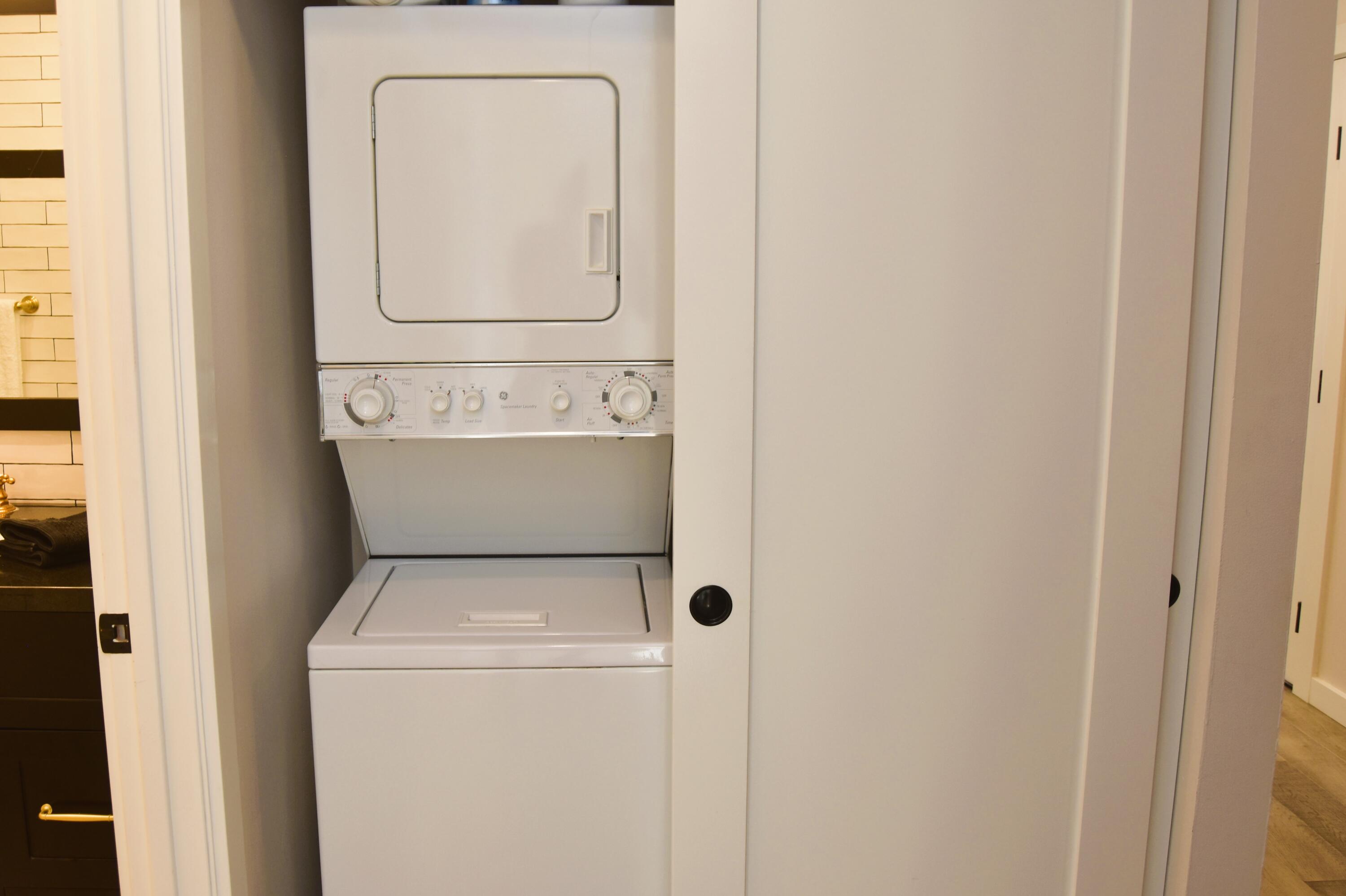 Sun Valley, Idaho 83353, United States, 2 Bedrooms Bedrooms, ,2 BathroomsBathrooms,Residential,Pending,53393