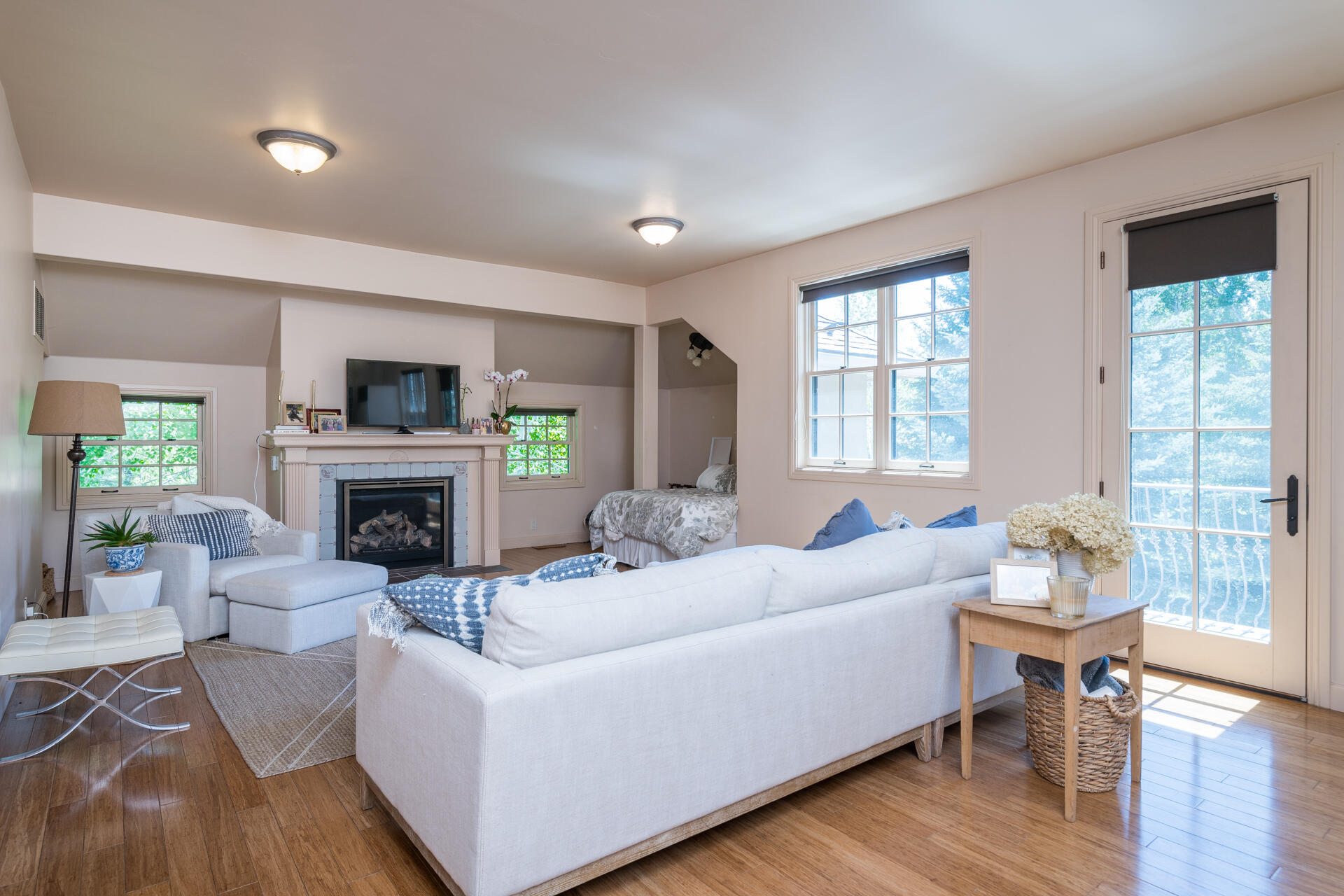 Guest House Living Room