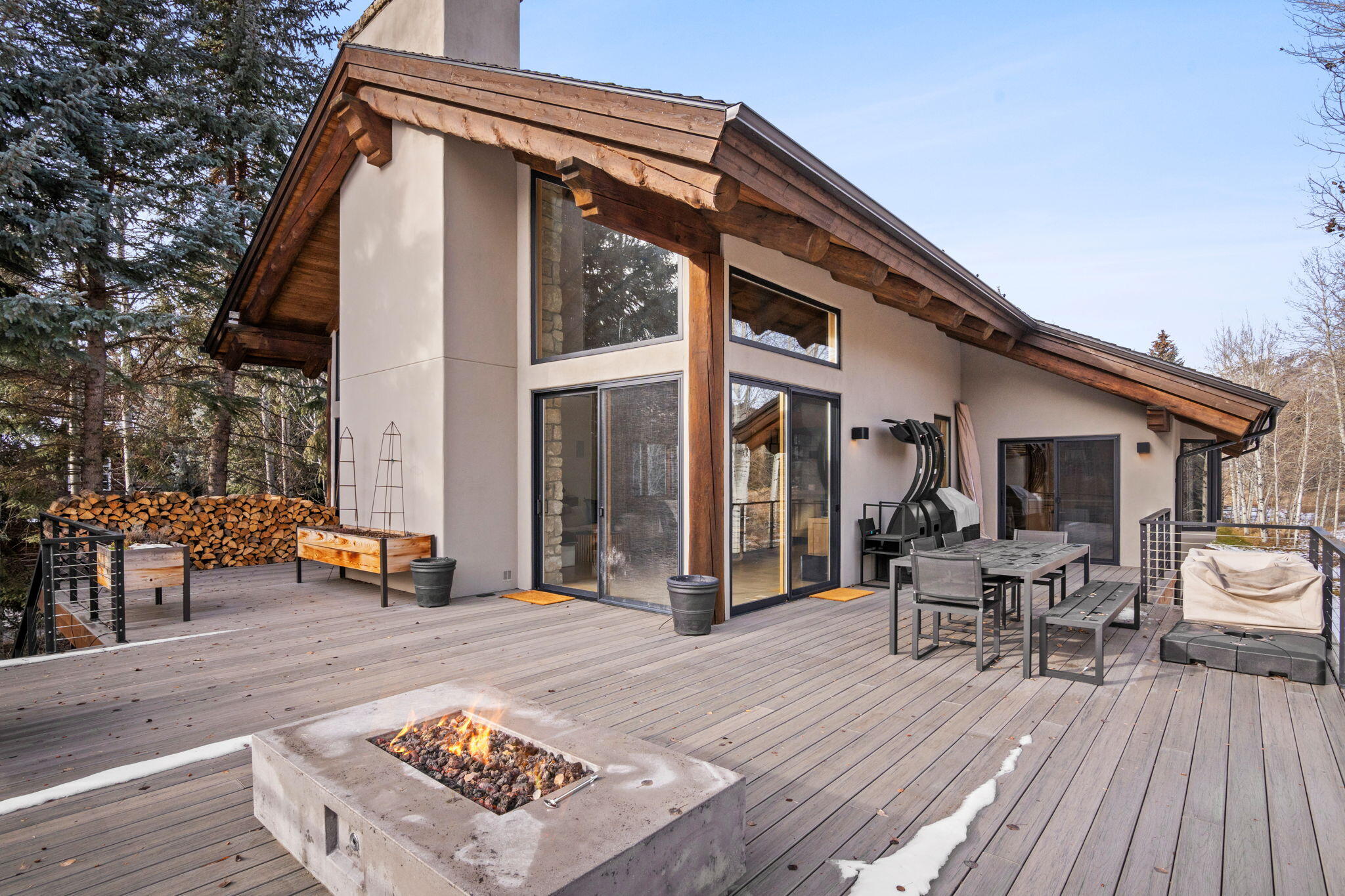 New deck entertaining space