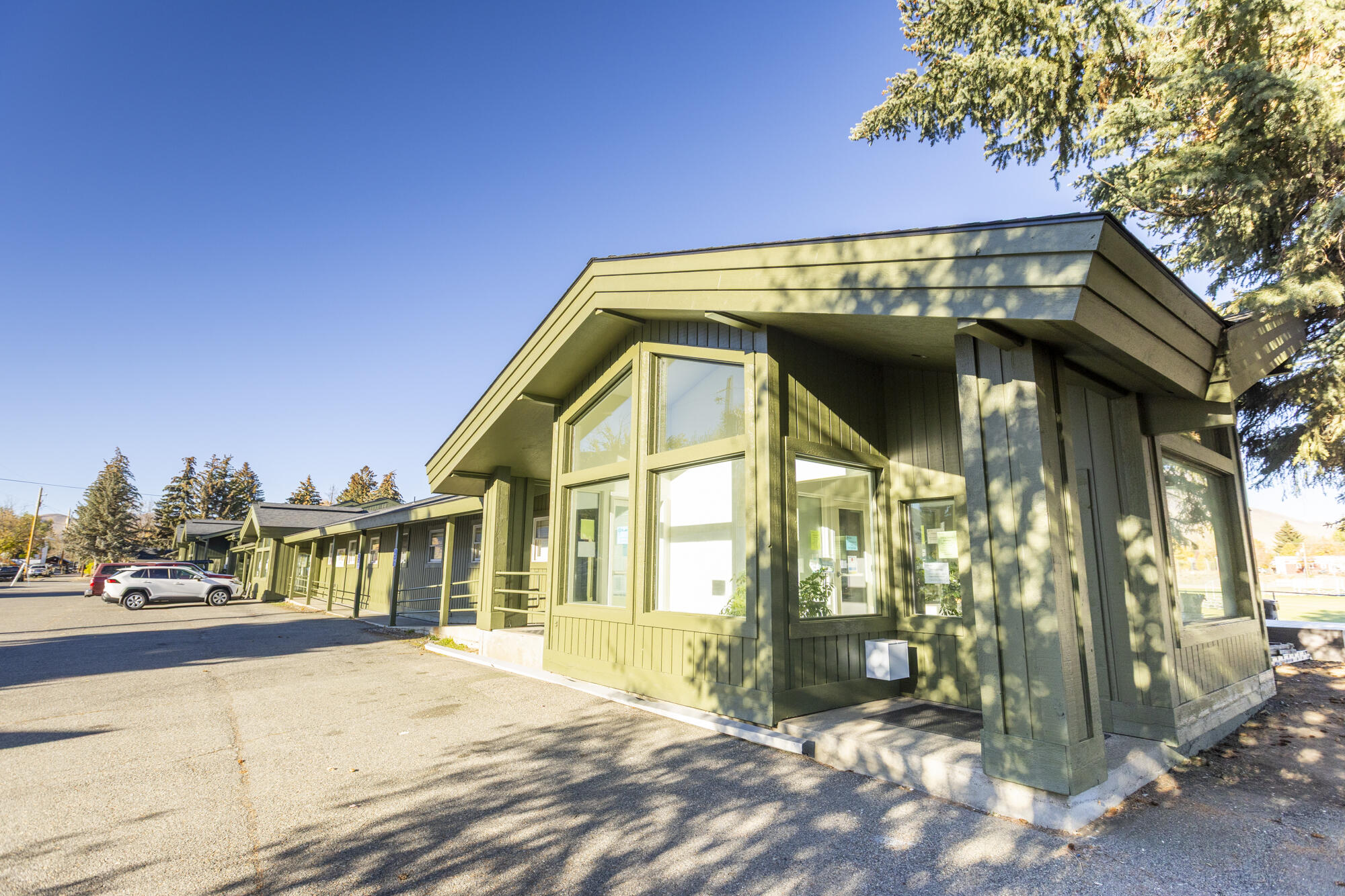 Maple.St.offices.-32