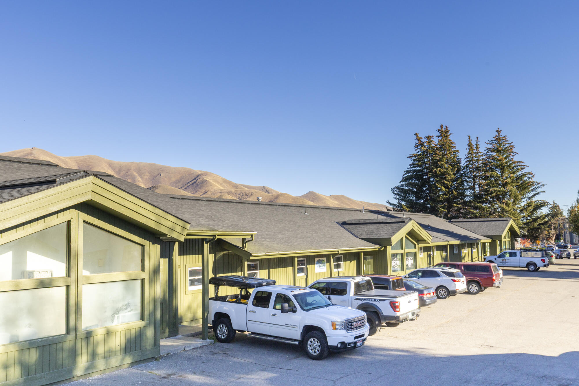 Maple.St.offices.-10