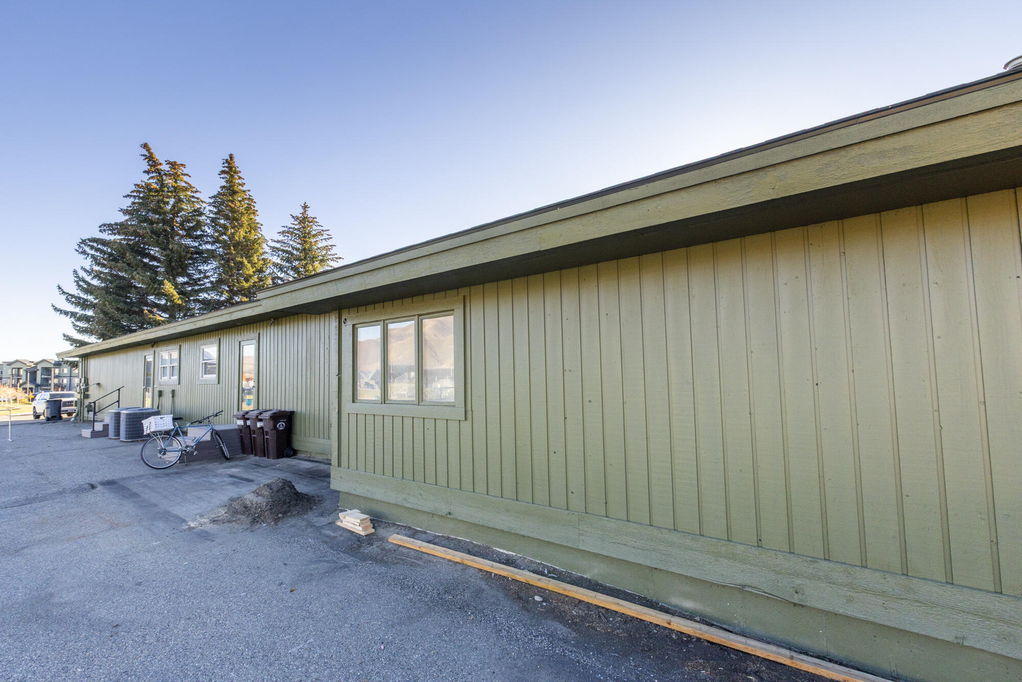 Maple.St.offices.-20