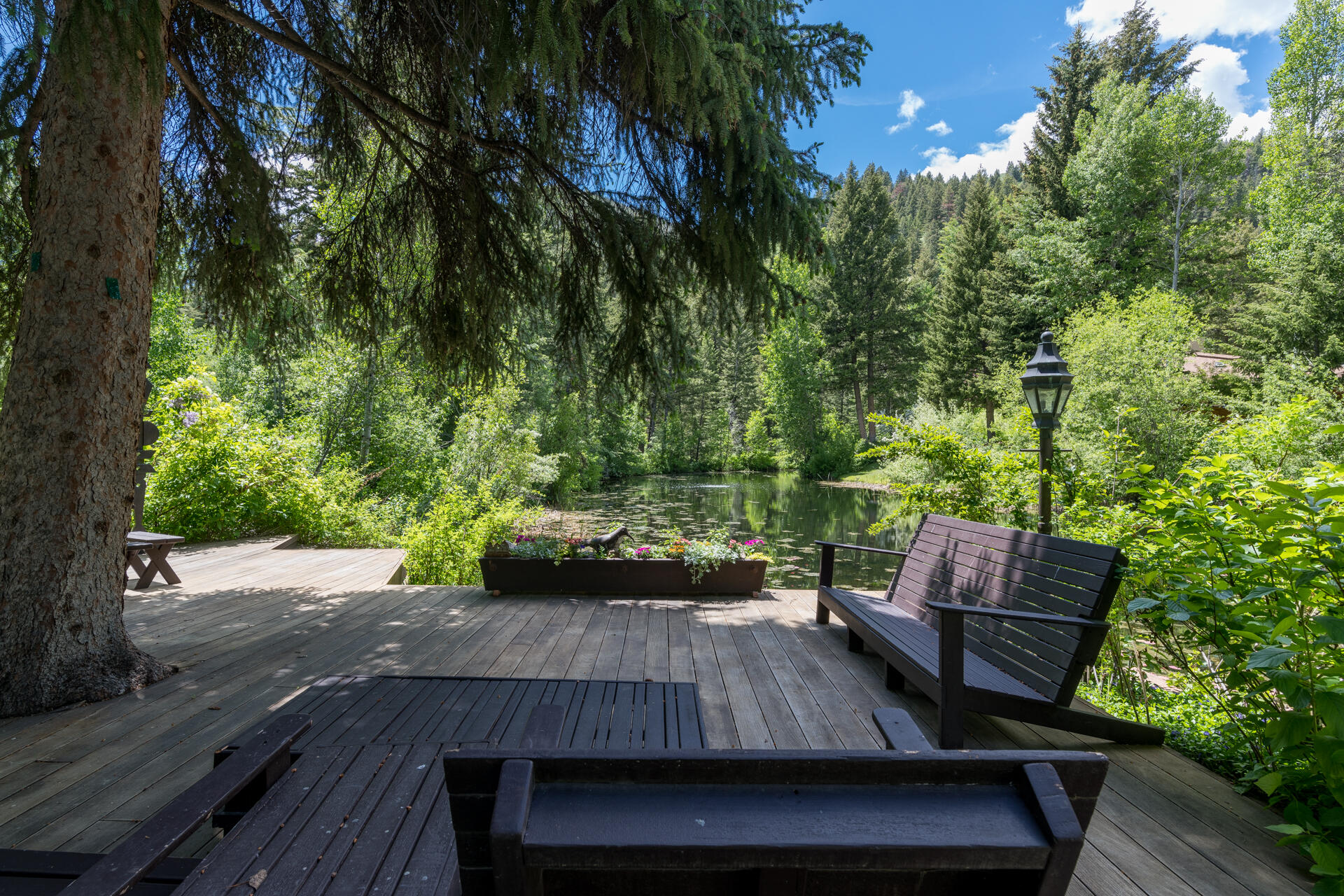 Guest house deck on the lake