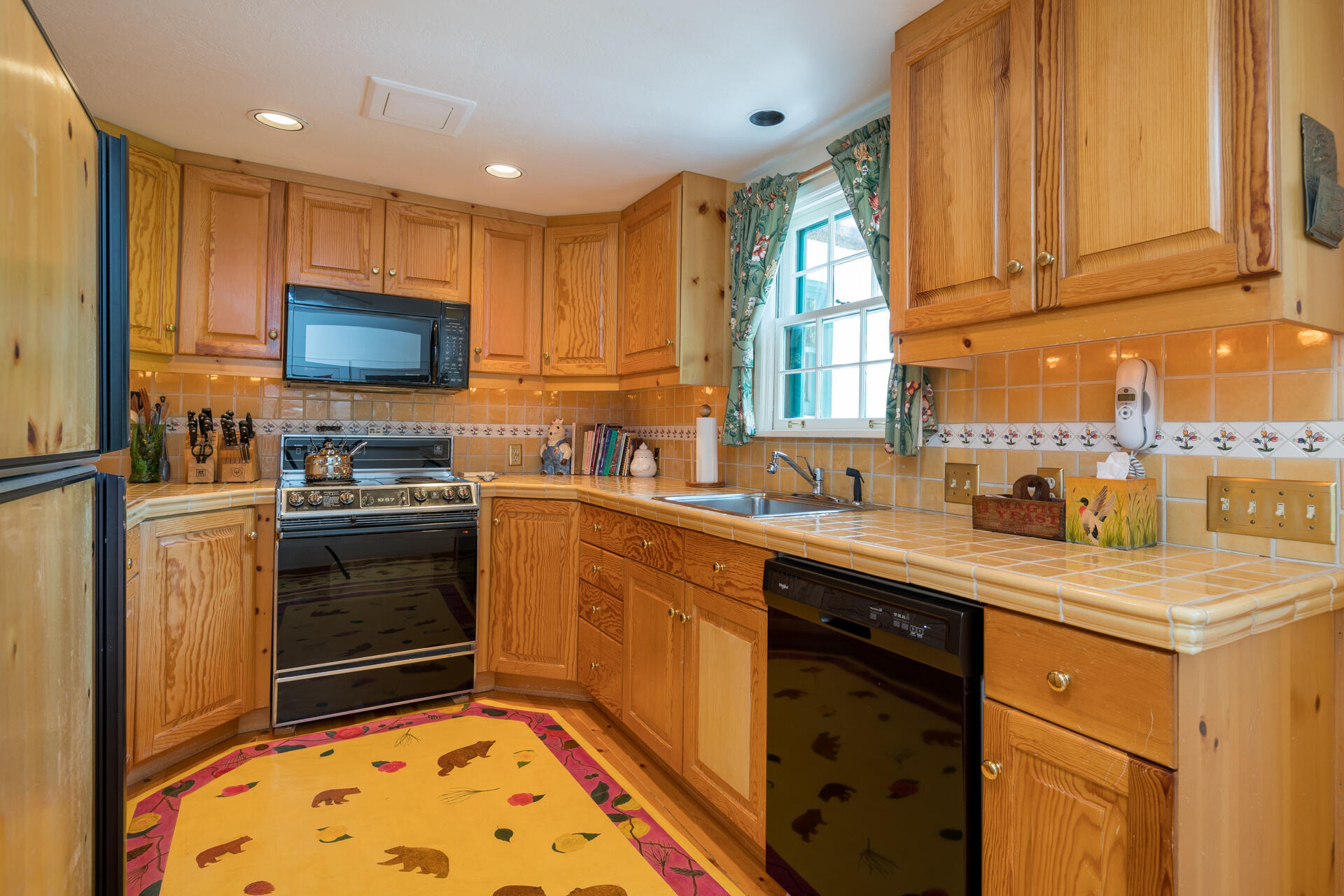 Guest house kitchen