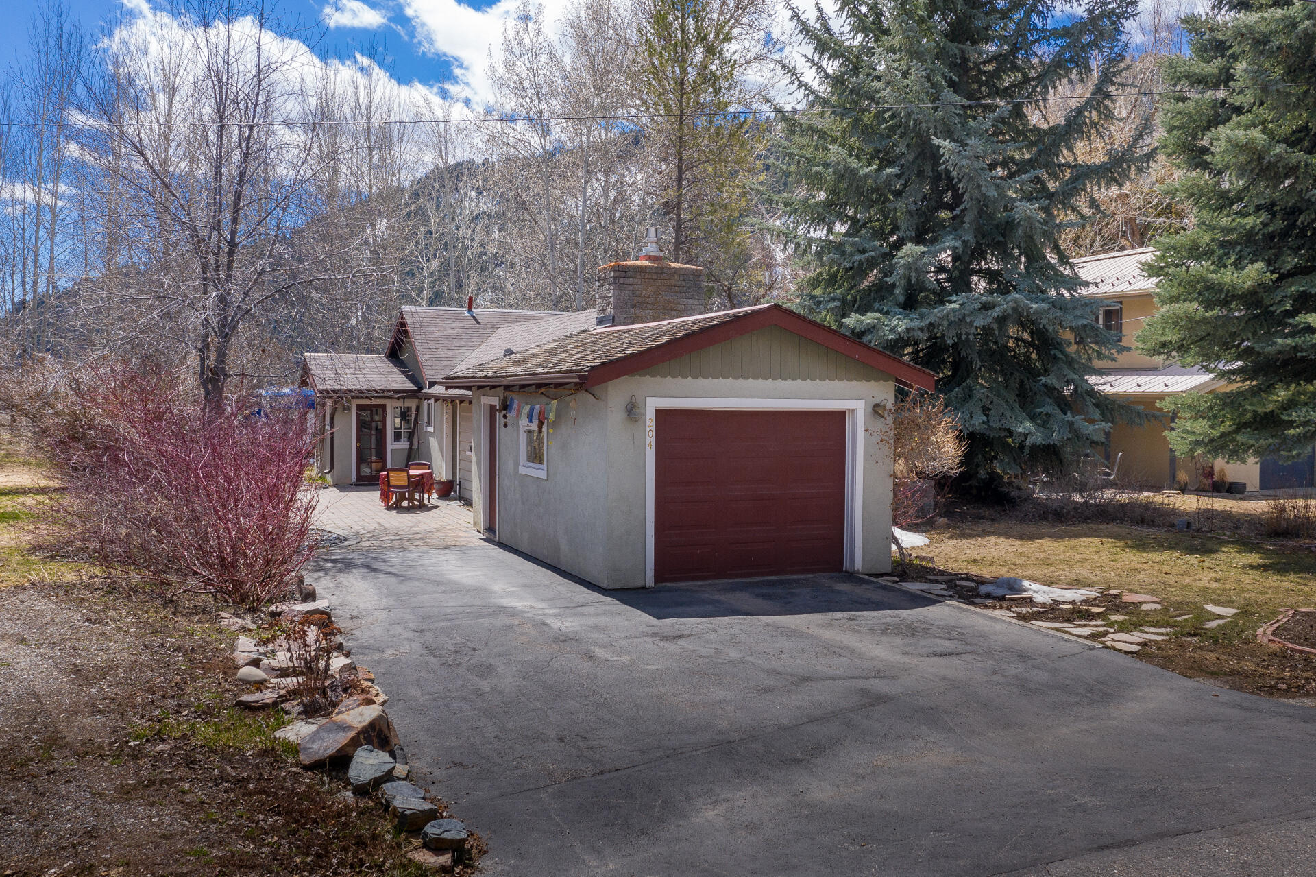 Ketchum, Idaho 83340, United States, 2 Bedrooms Bedrooms, ,1 BathroomBathrooms,Residential,Pending,57390