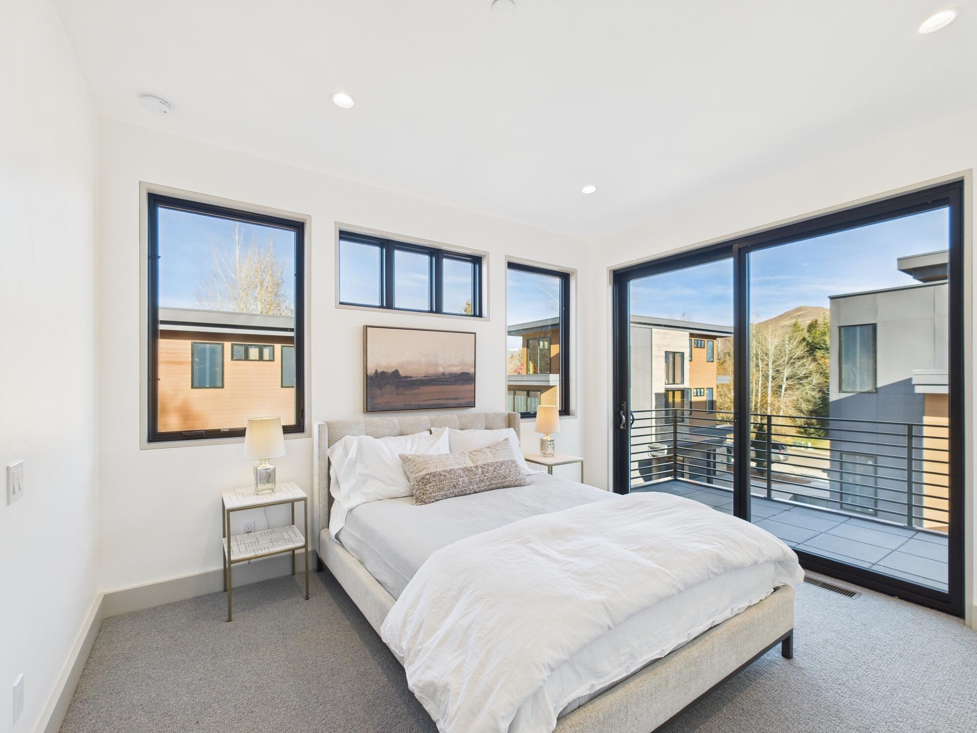 Upper level guest bedroom