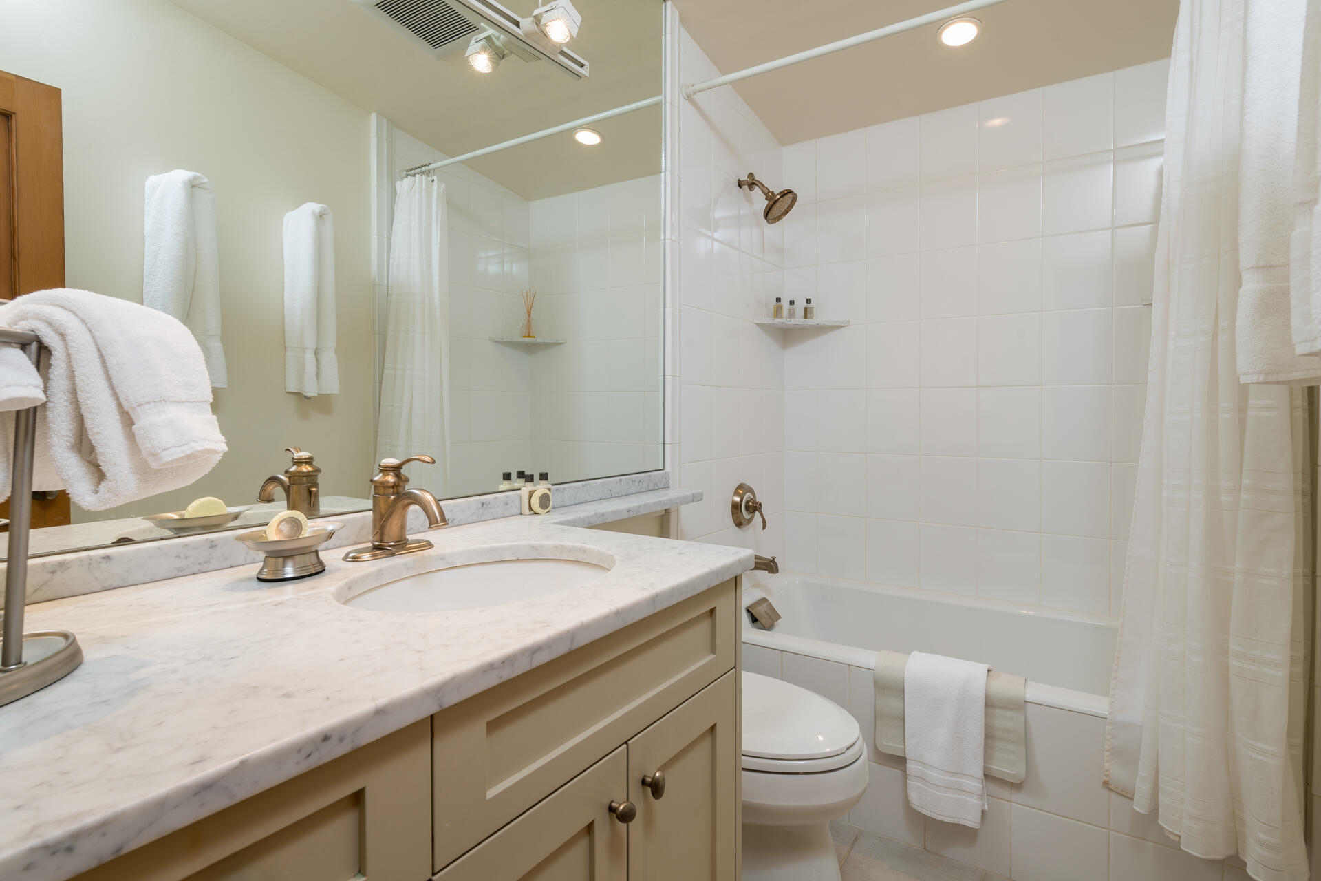 Sun Valley, Idaho 83353, United States, 3 Bedrooms Bedrooms, ,2 BathroomsBathrooms,Residential,Active,137882