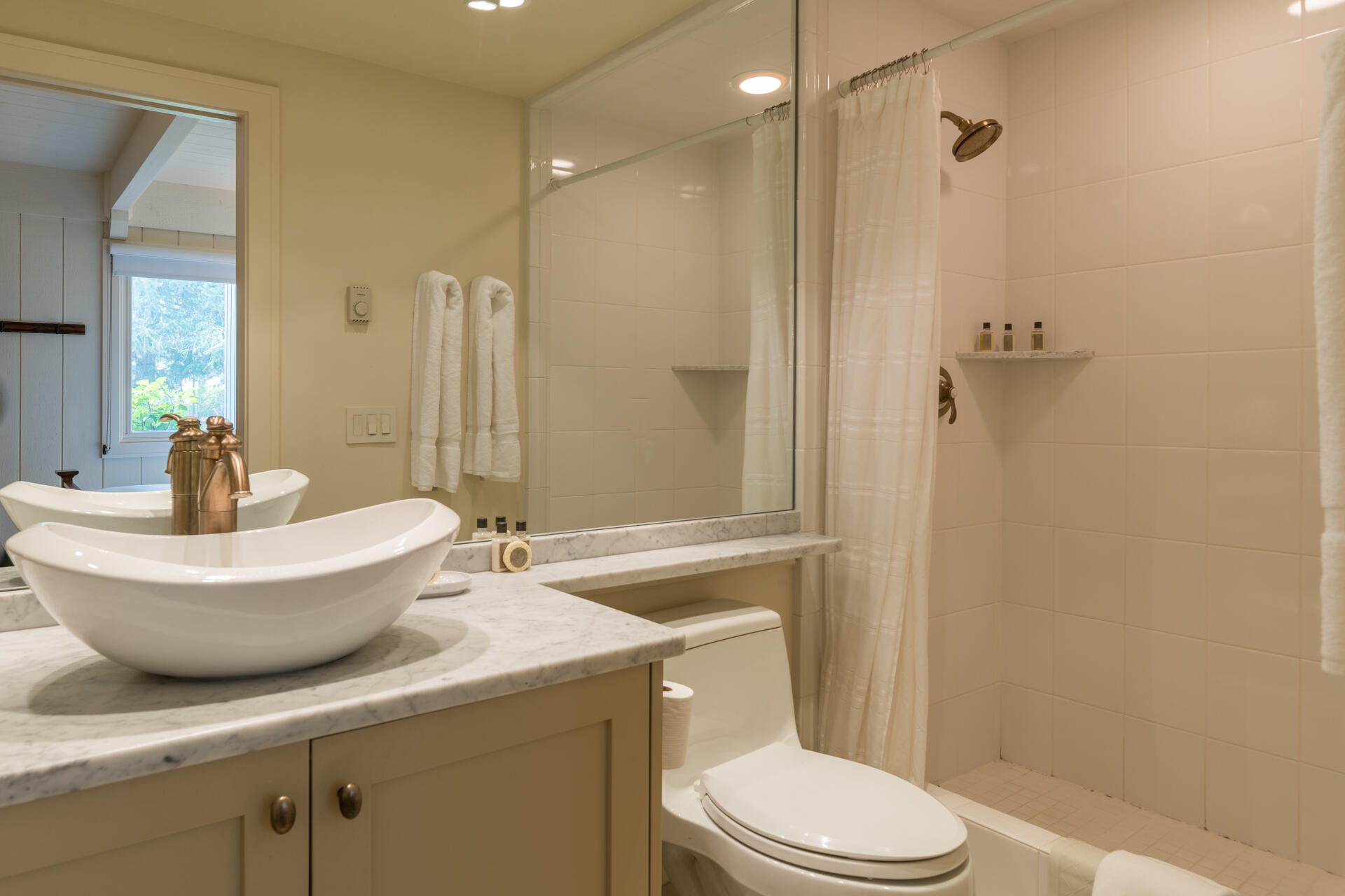 Sun Valley, Idaho 83353, United States, 3 Bedrooms Bedrooms, ,2 BathroomsBathrooms,Residential,Active,137882