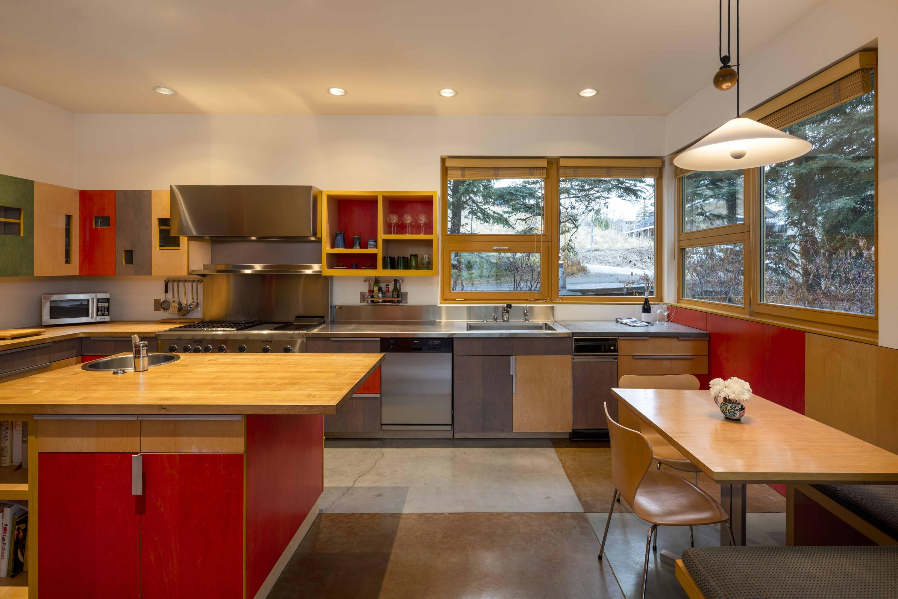 Ketchum, Idaho 83340, United States, 4 Bedrooms Bedrooms, ,4 BathroomsBathrooms,Residential,Active,257316