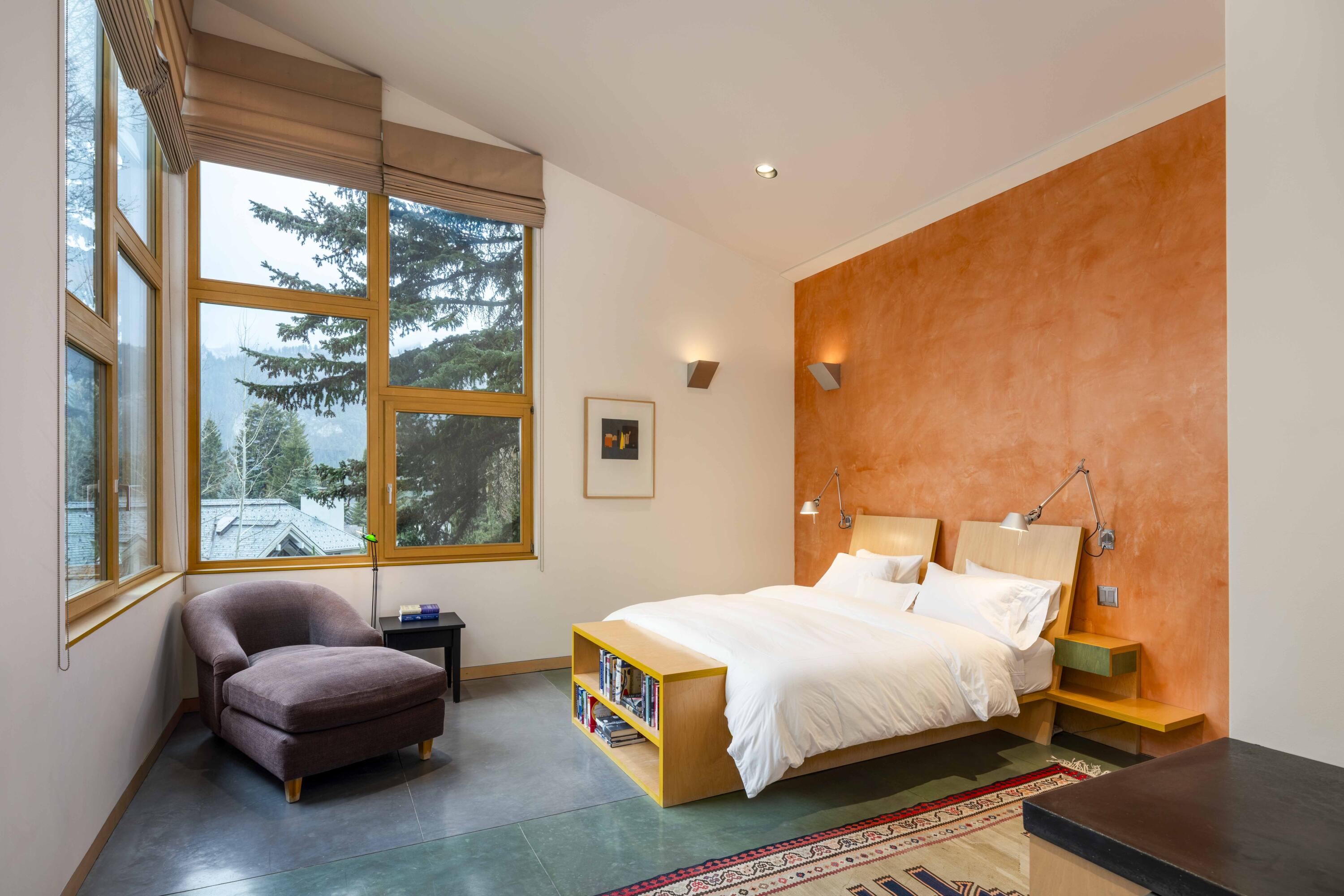 Ketchum, Idaho 83340, United States, 4 Bedrooms Bedrooms, ,4 BathroomsBathrooms,Residential,Active,257316