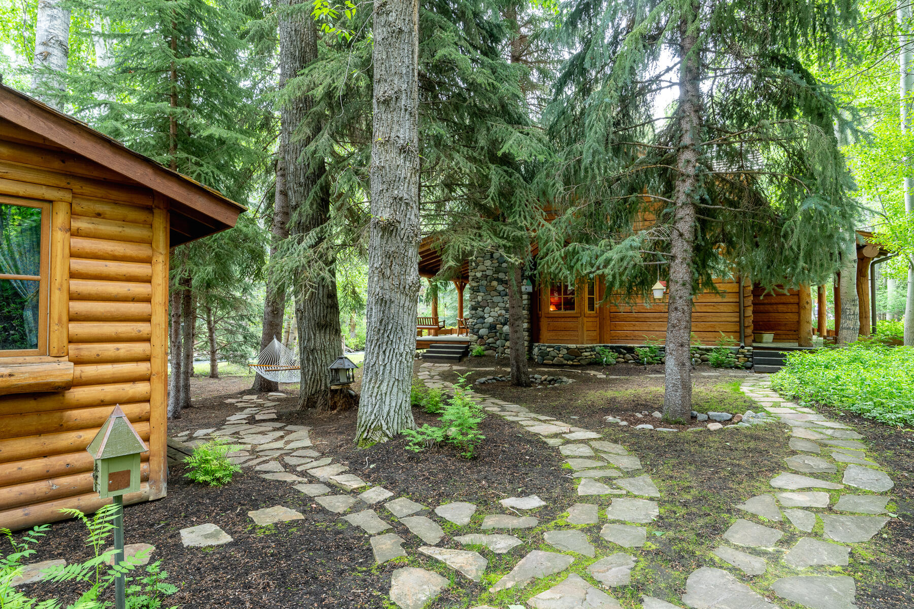 Guest House Grounds