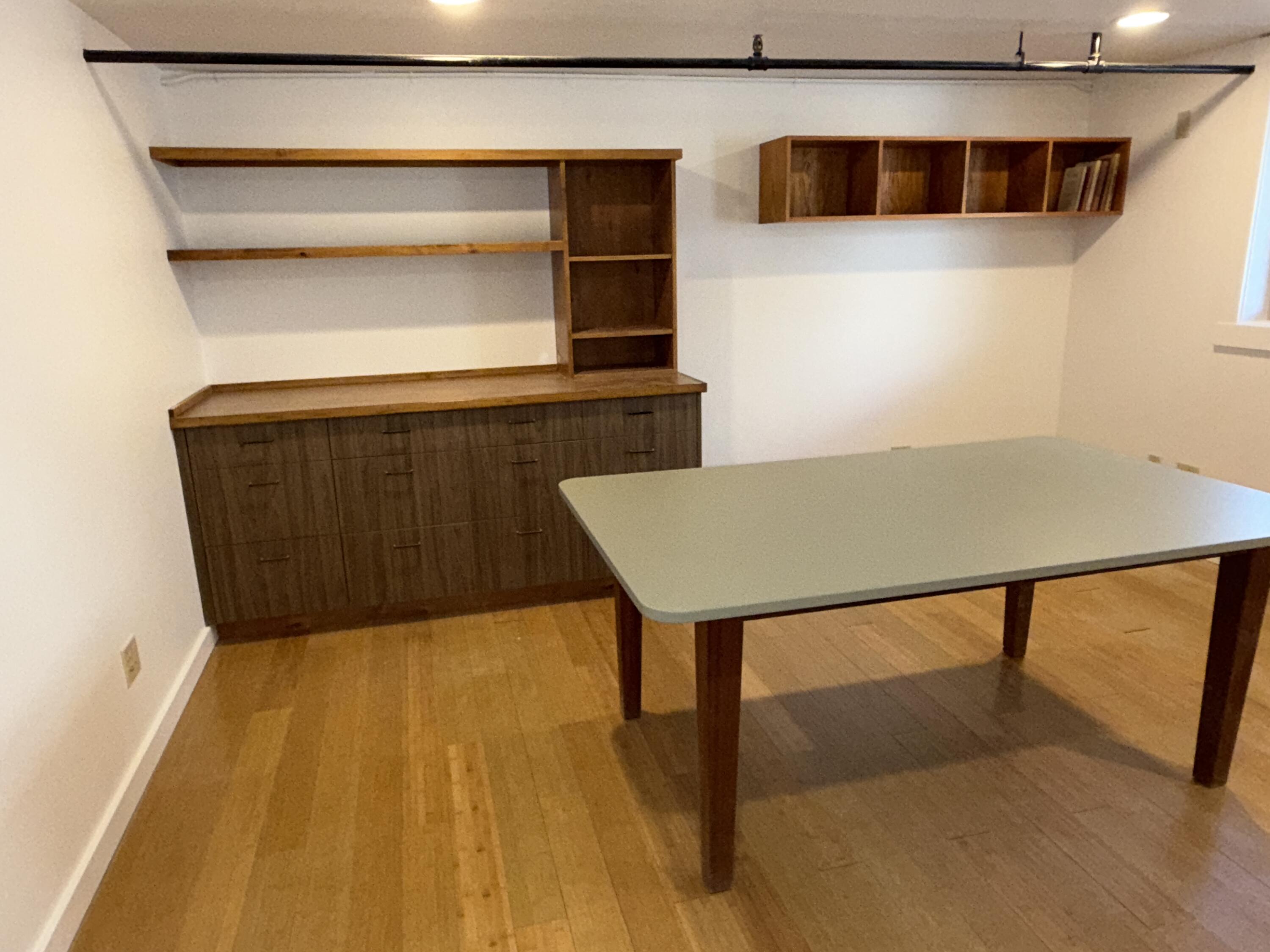 Ready to Go Office/Bedroom