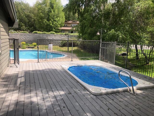Ranch Hot Tub & Pool