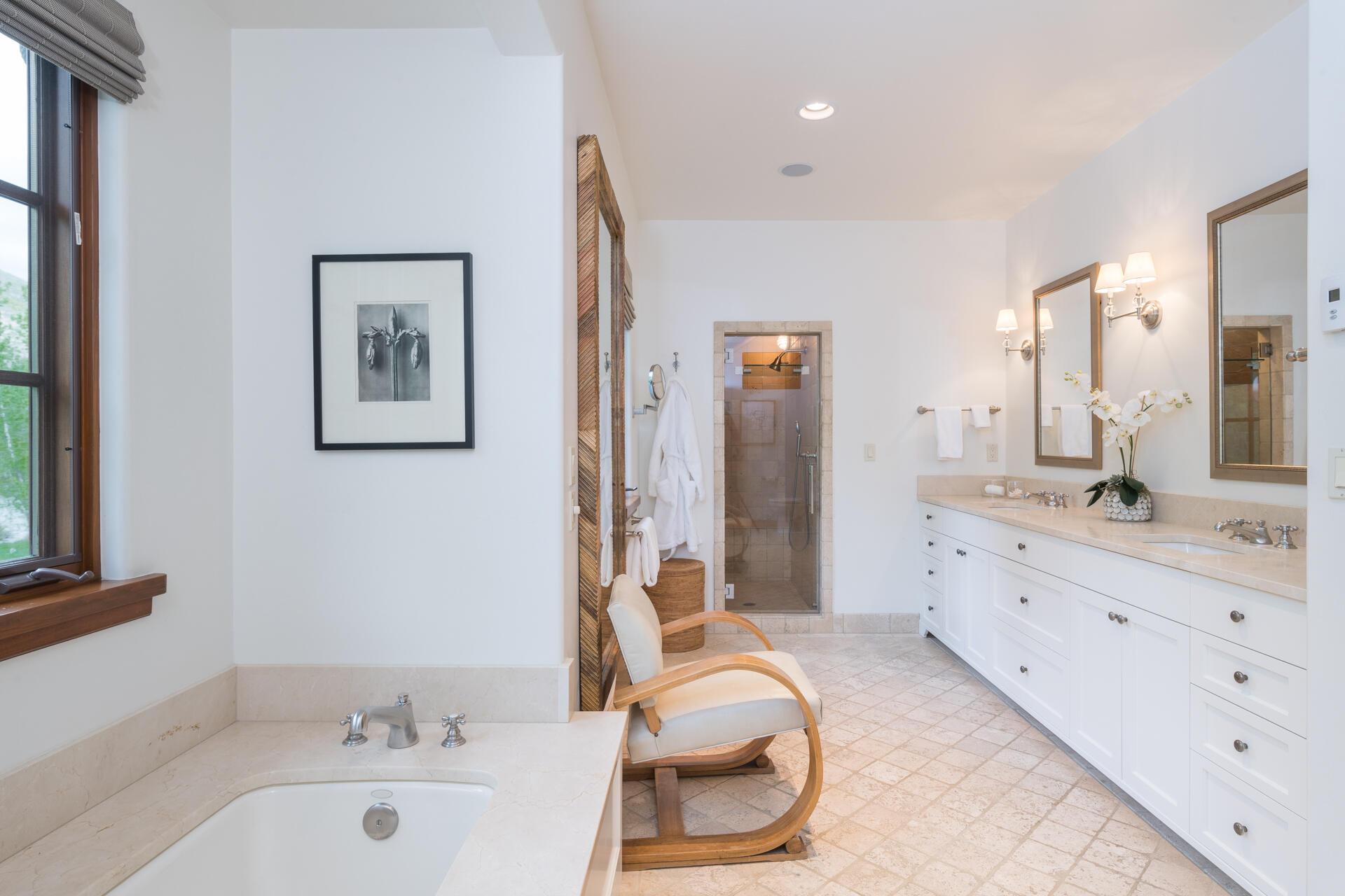 Primary Ensuite bath with steam Shower