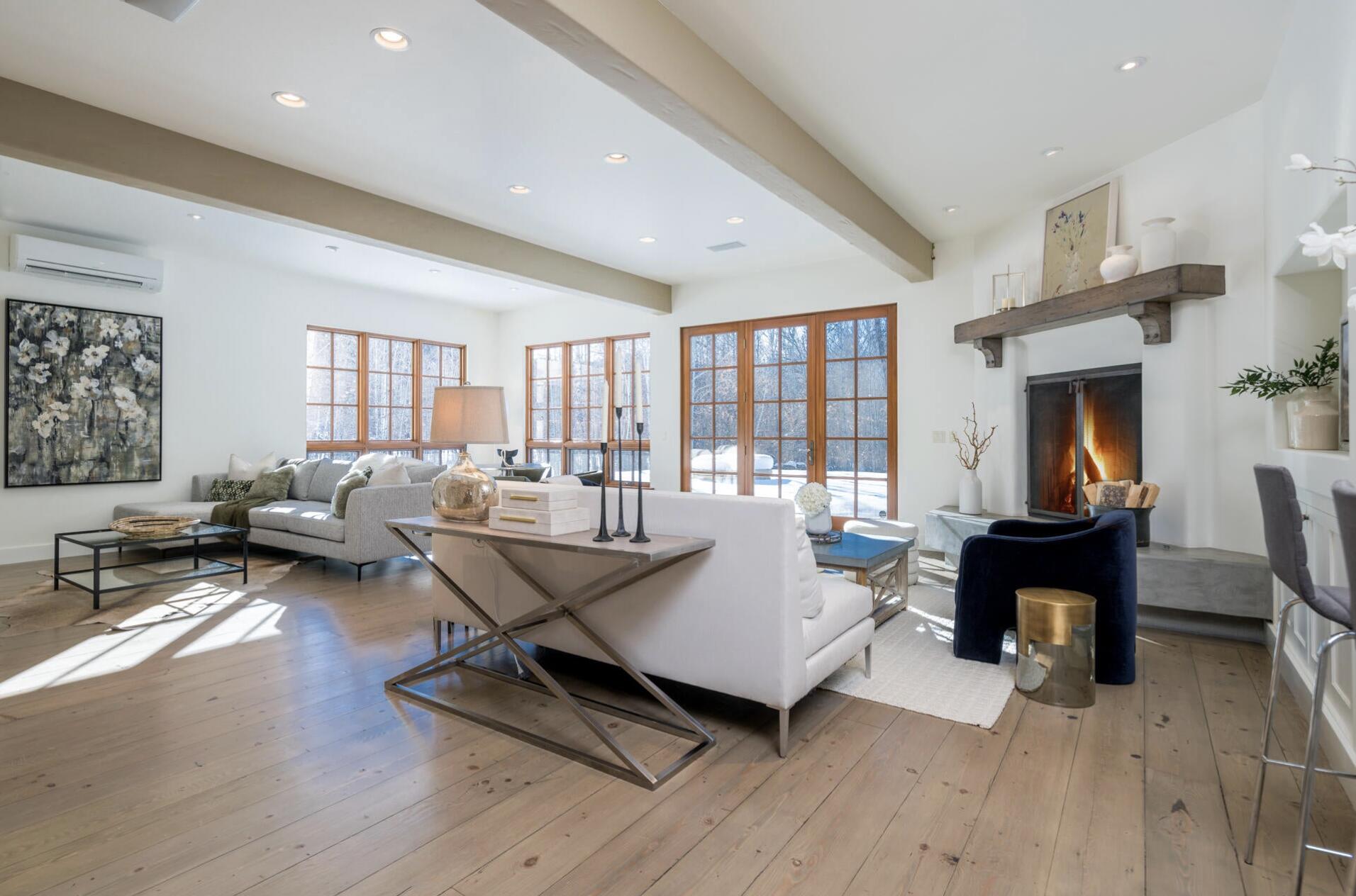 Classic, spacious and riverfront!