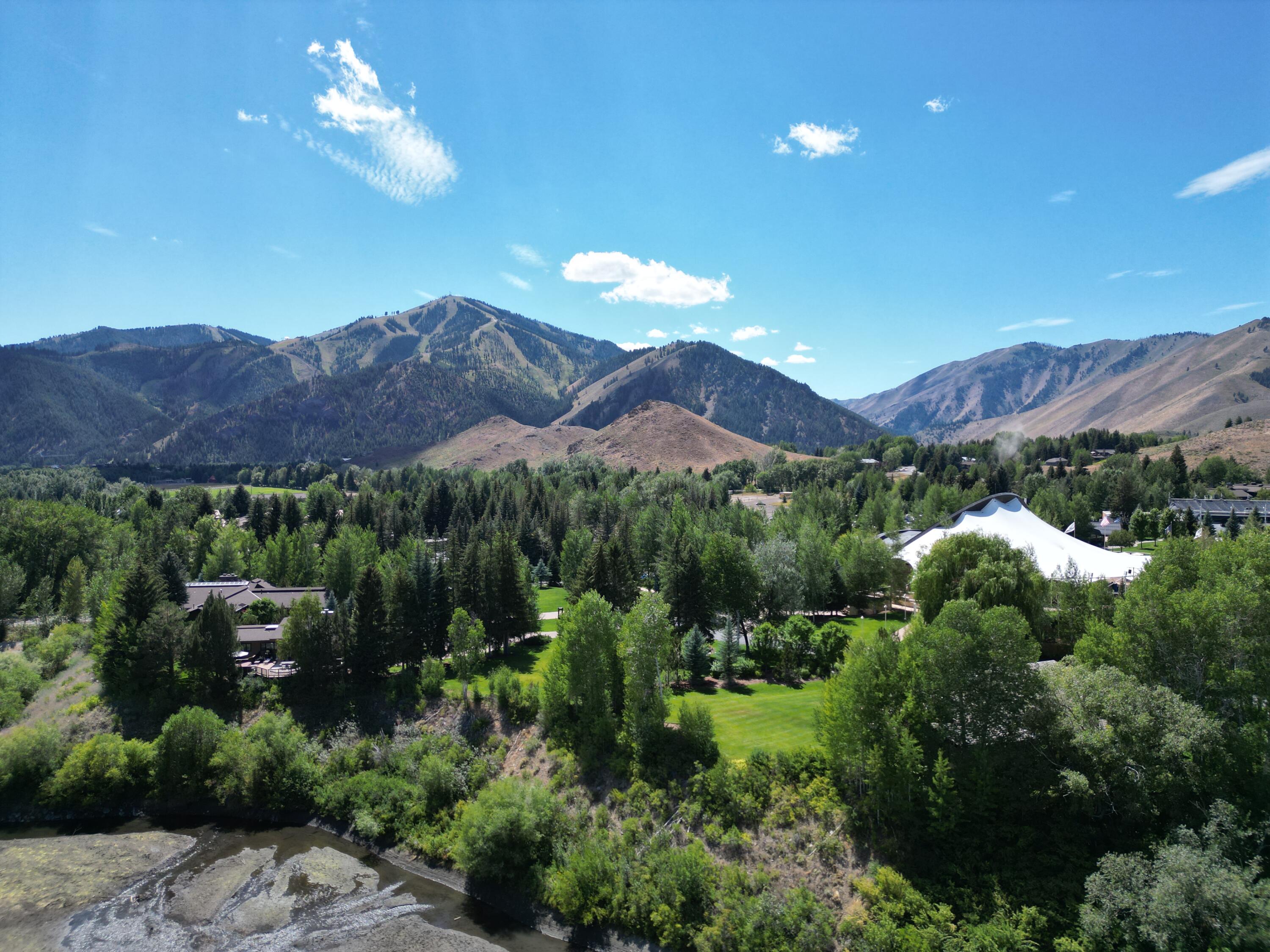 Views of Baldy and the Pavilion