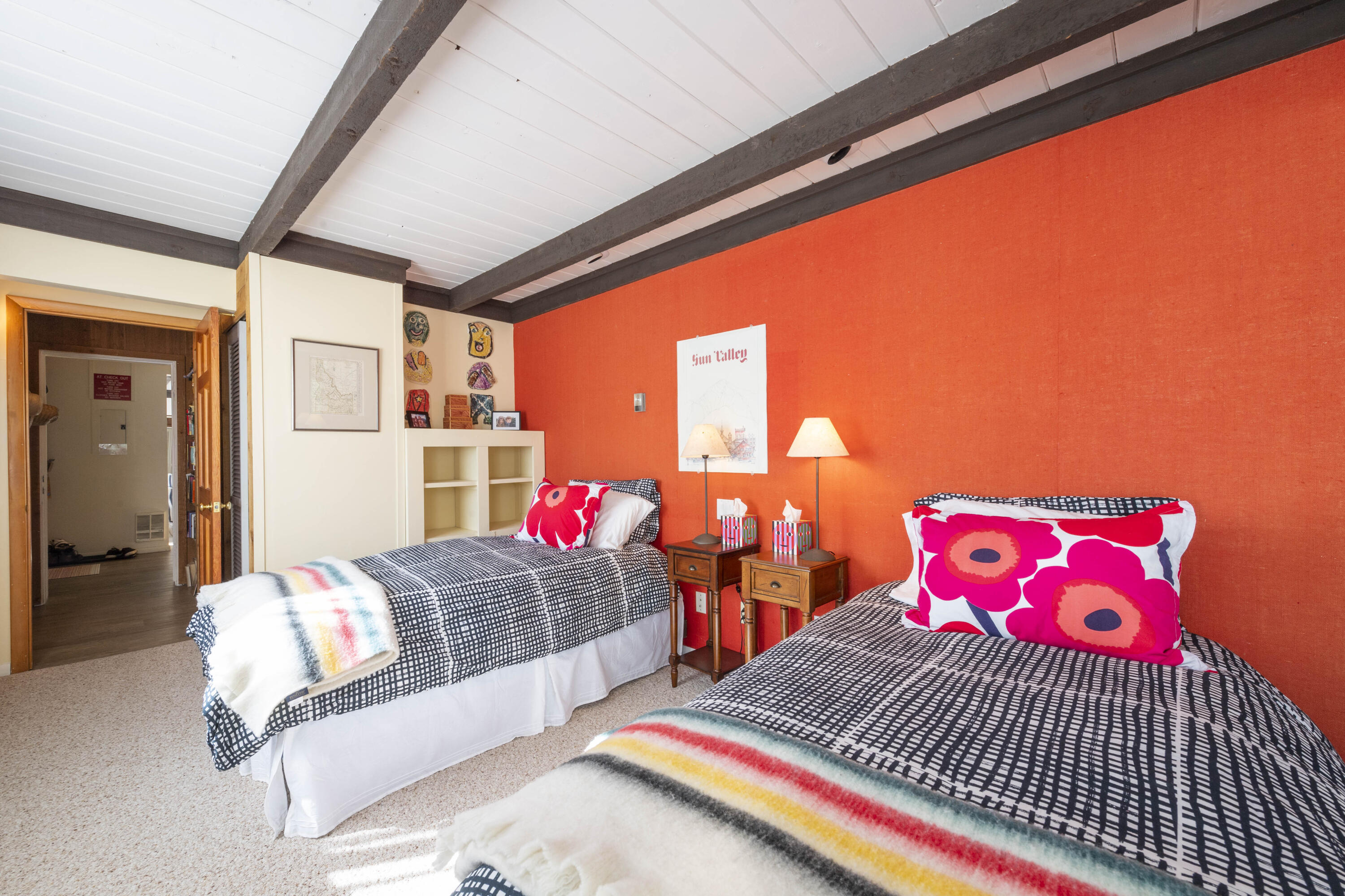 Sun Valley, Idaho 83353, United States, 2 Bedrooms Bedrooms, ,2 BathroomsBathrooms,Residential,Pending,54978