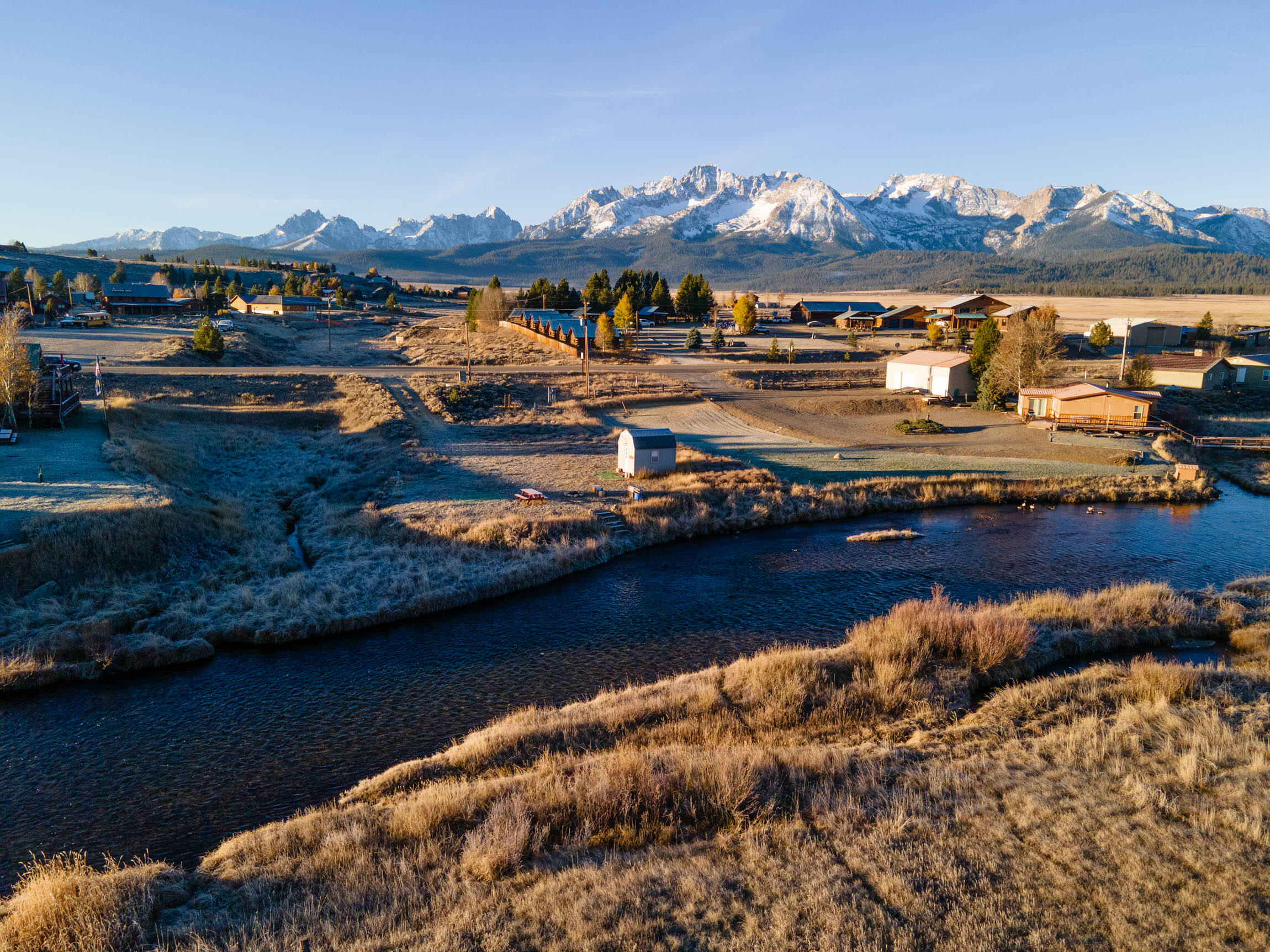153' of Valley Creek river frontage