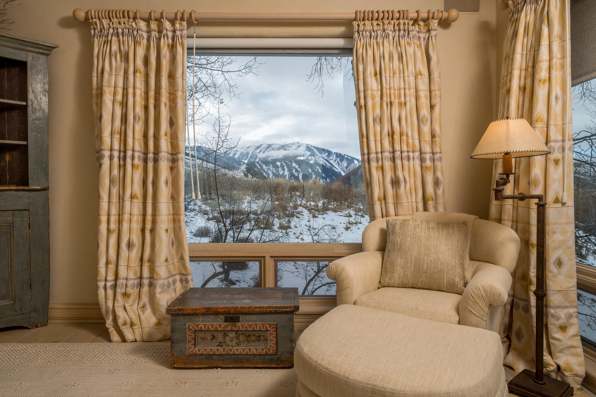 Sun Valley, Idaho 83353, United States, 5 Bedrooms Bedrooms, ,5 BathroomsBathrooms,Residential,Pending,67815