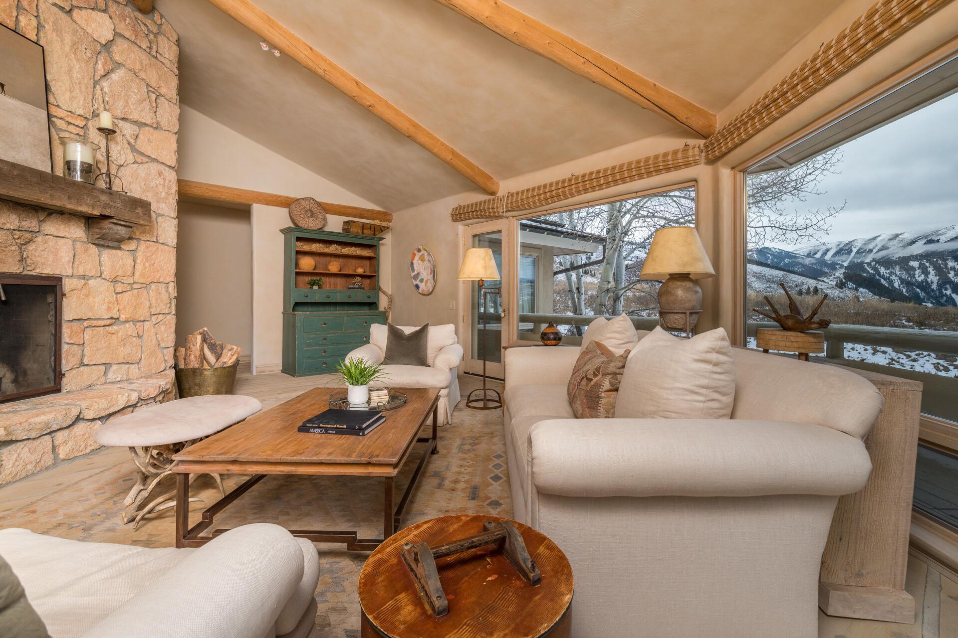 Sun Valley, Idaho 83353, United States, 5 Bedrooms Bedrooms, ,5 BathroomsBathrooms,Residential,Pending,67815