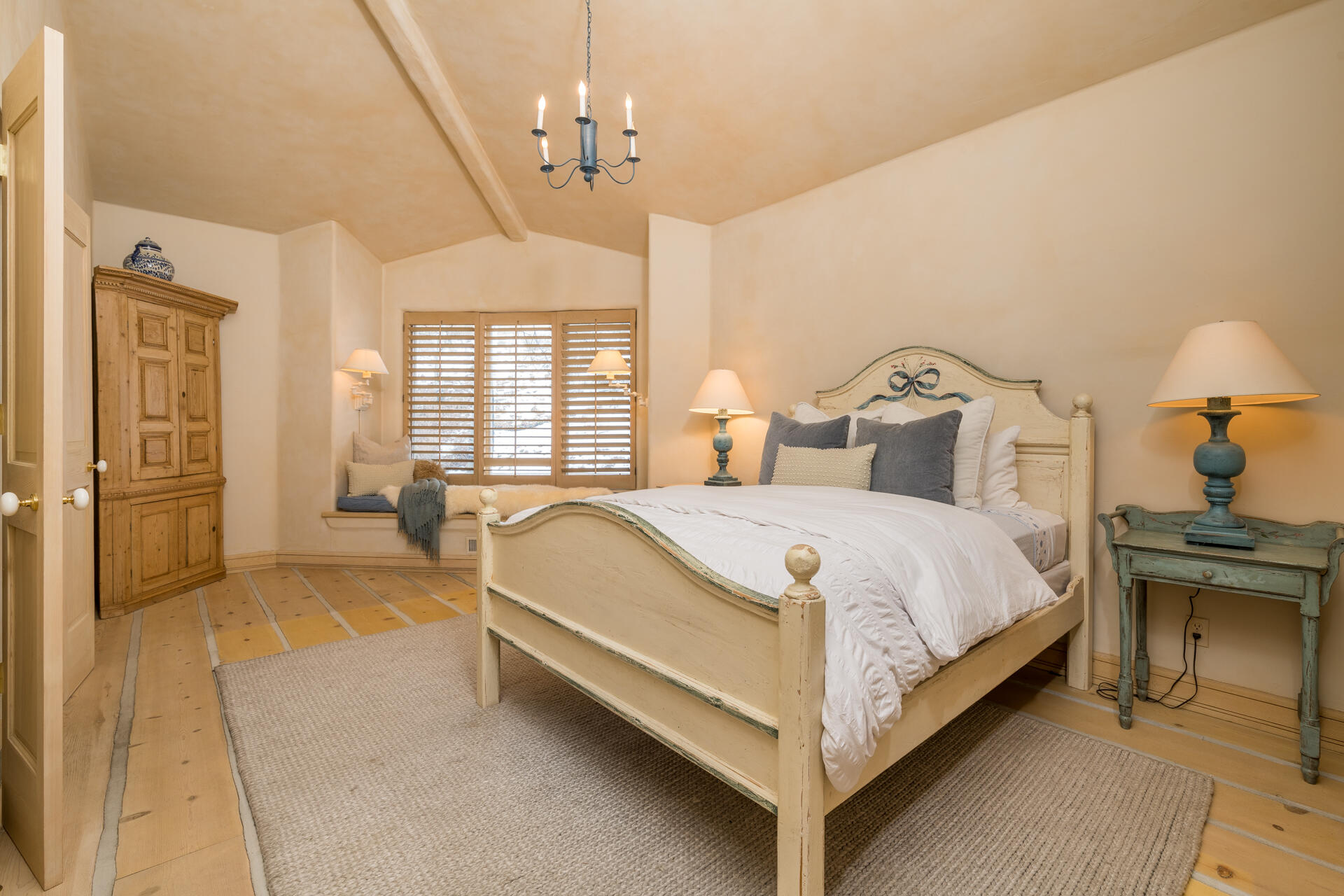 Sun Valley, Idaho 83353, United States, 5 Bedrooms Bedrooms, ,5 BathroomsBathrooms,Residential,Pending,67815