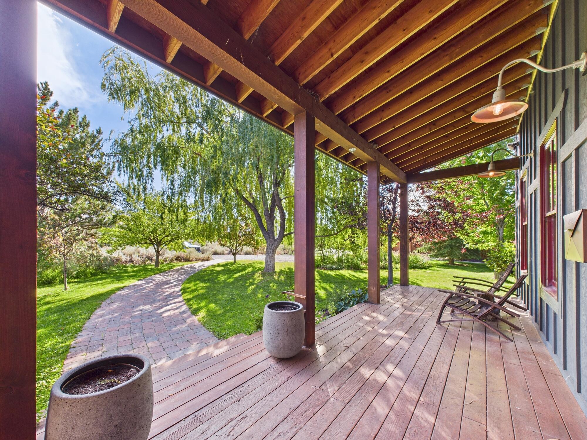 CAM03555G0-PR0089-STILL037