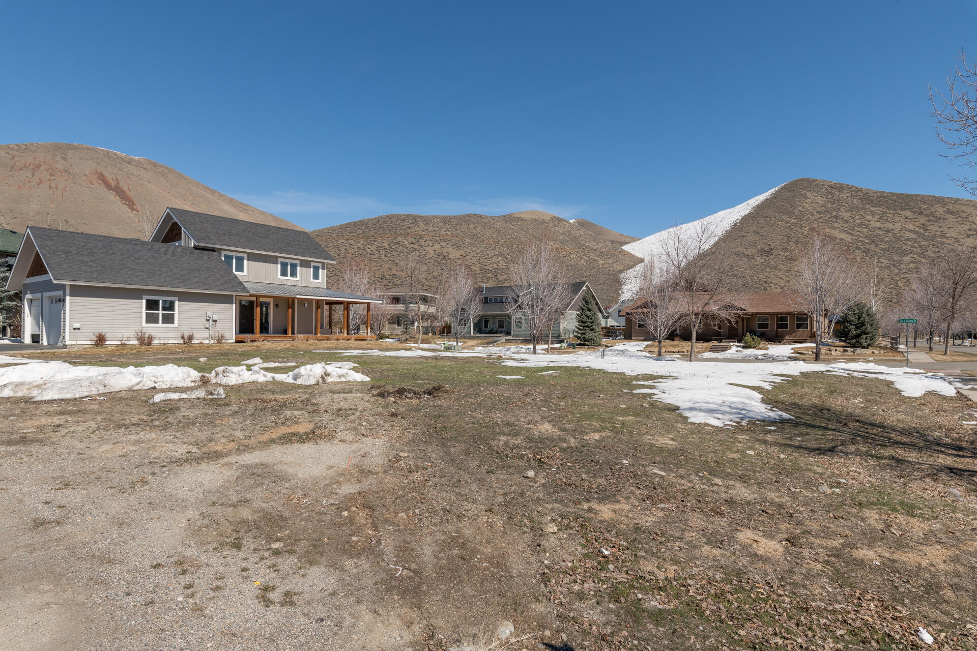 921 E Myrtle St, Hailey, Idaho image 2