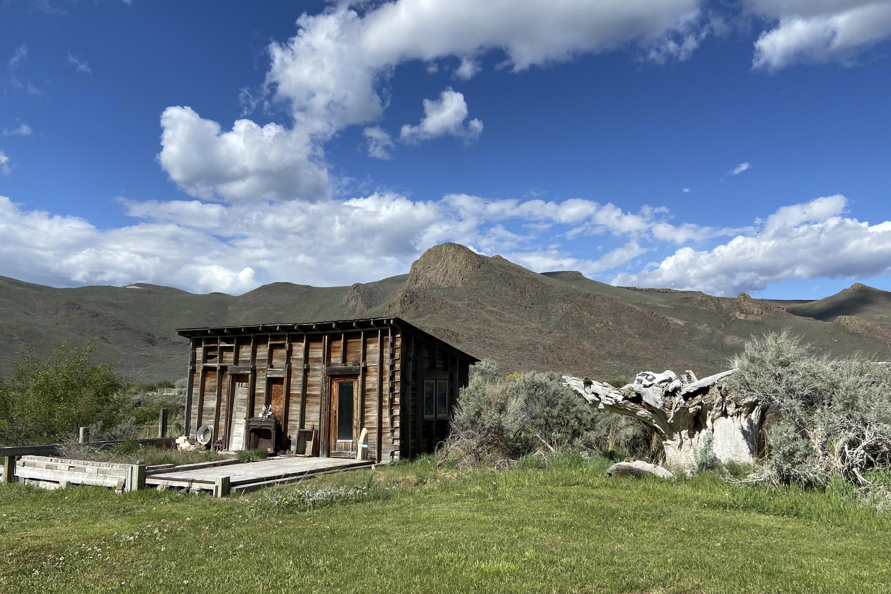 Blaine County, Idaho 83313, United States, 1 Bedroom Bedrooms, ,1 BathroomBathrooms,Residential,Pending,42095