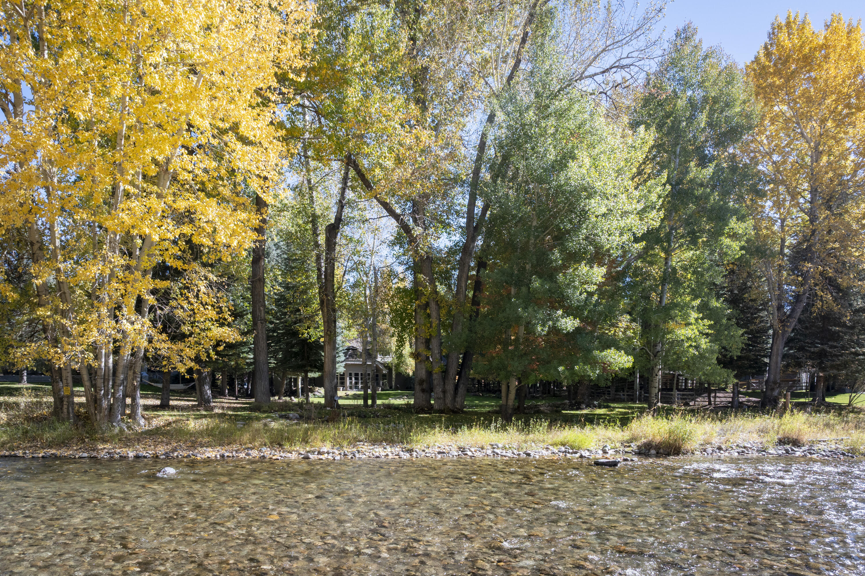 561 Northwood Way - Aerial Exterior - 32