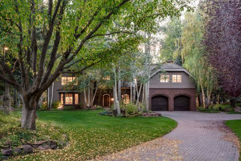 Photo of 561 Northwood Way, Ketchum, ID 83340 (MLS # 25-333909)