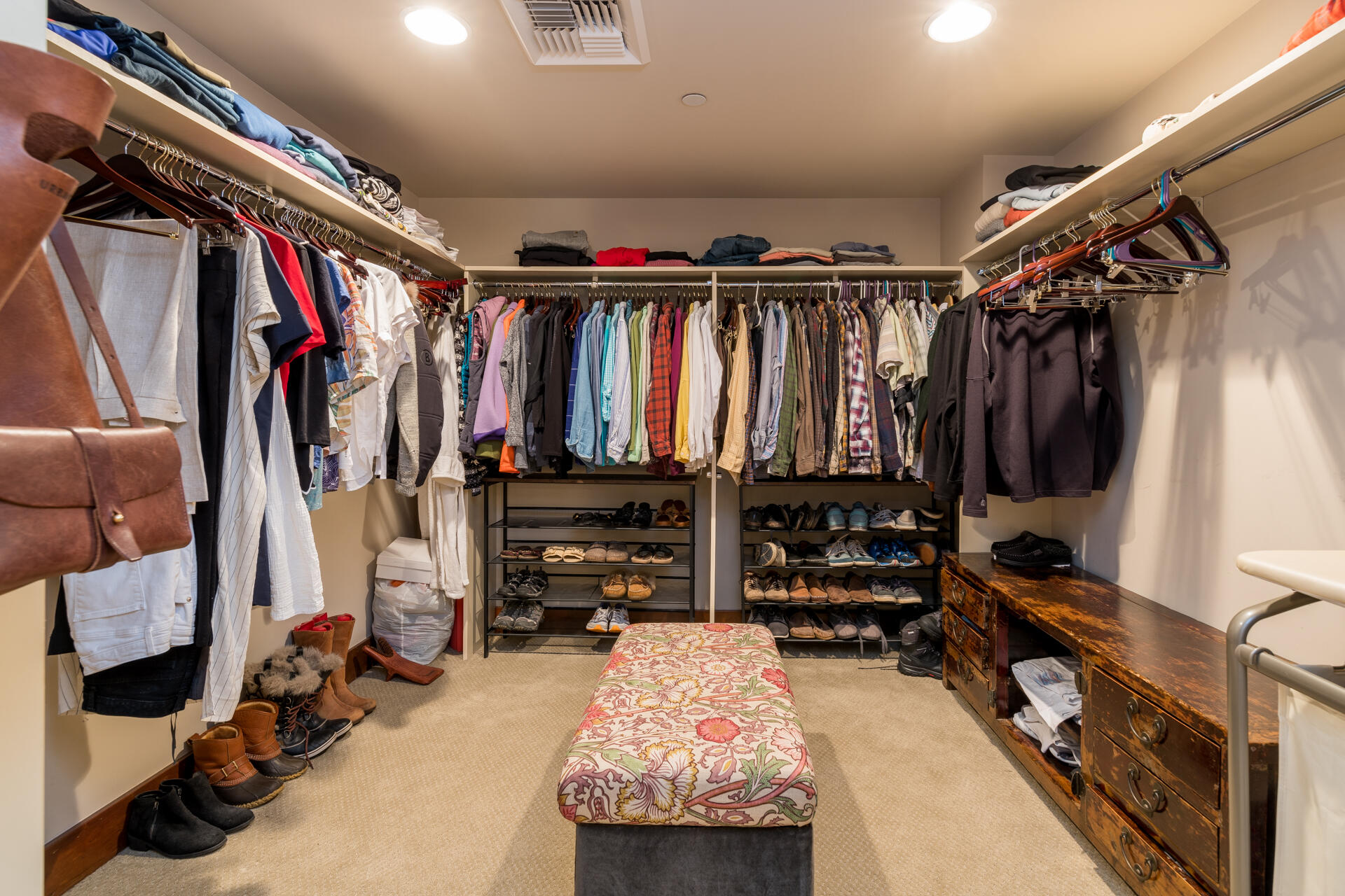 Walk in closet