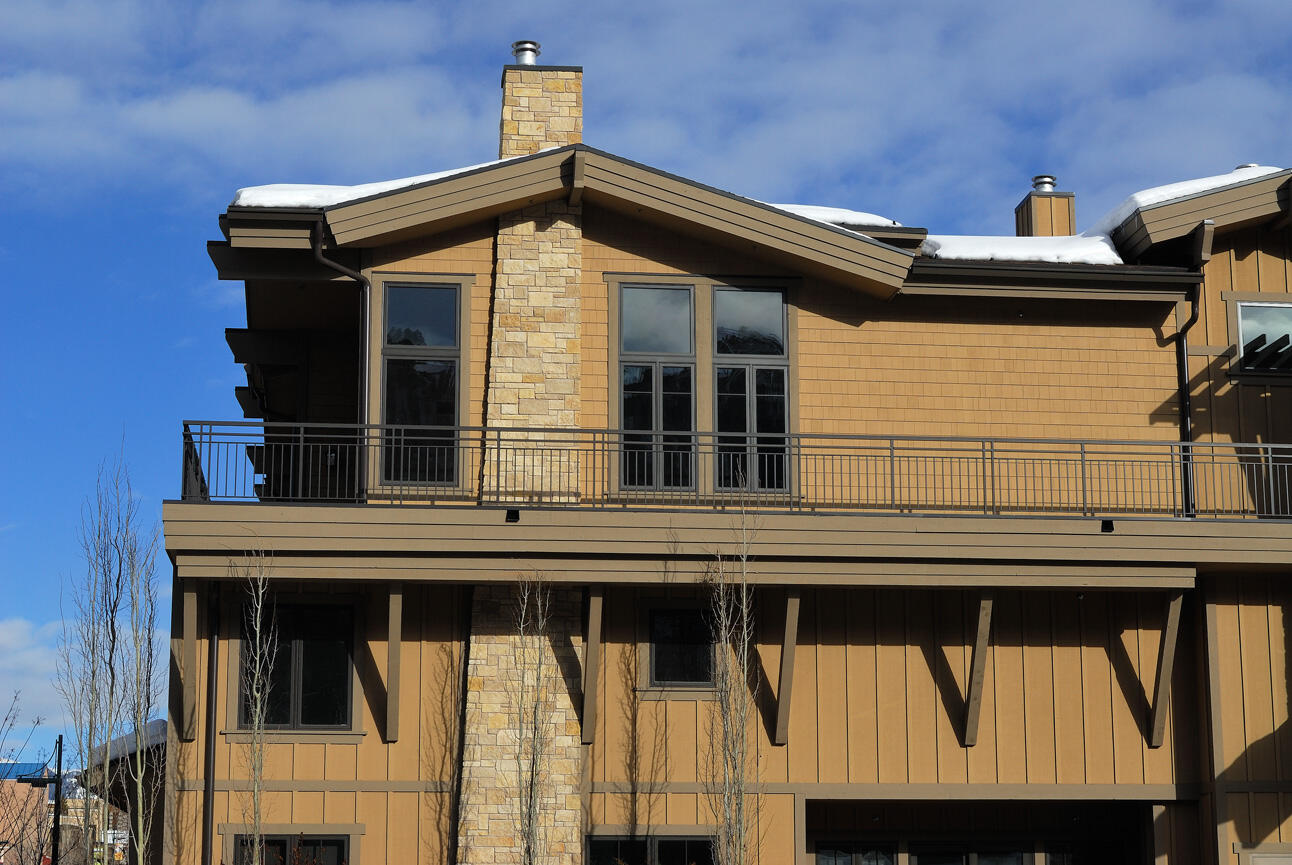 Wrap around exterior deck